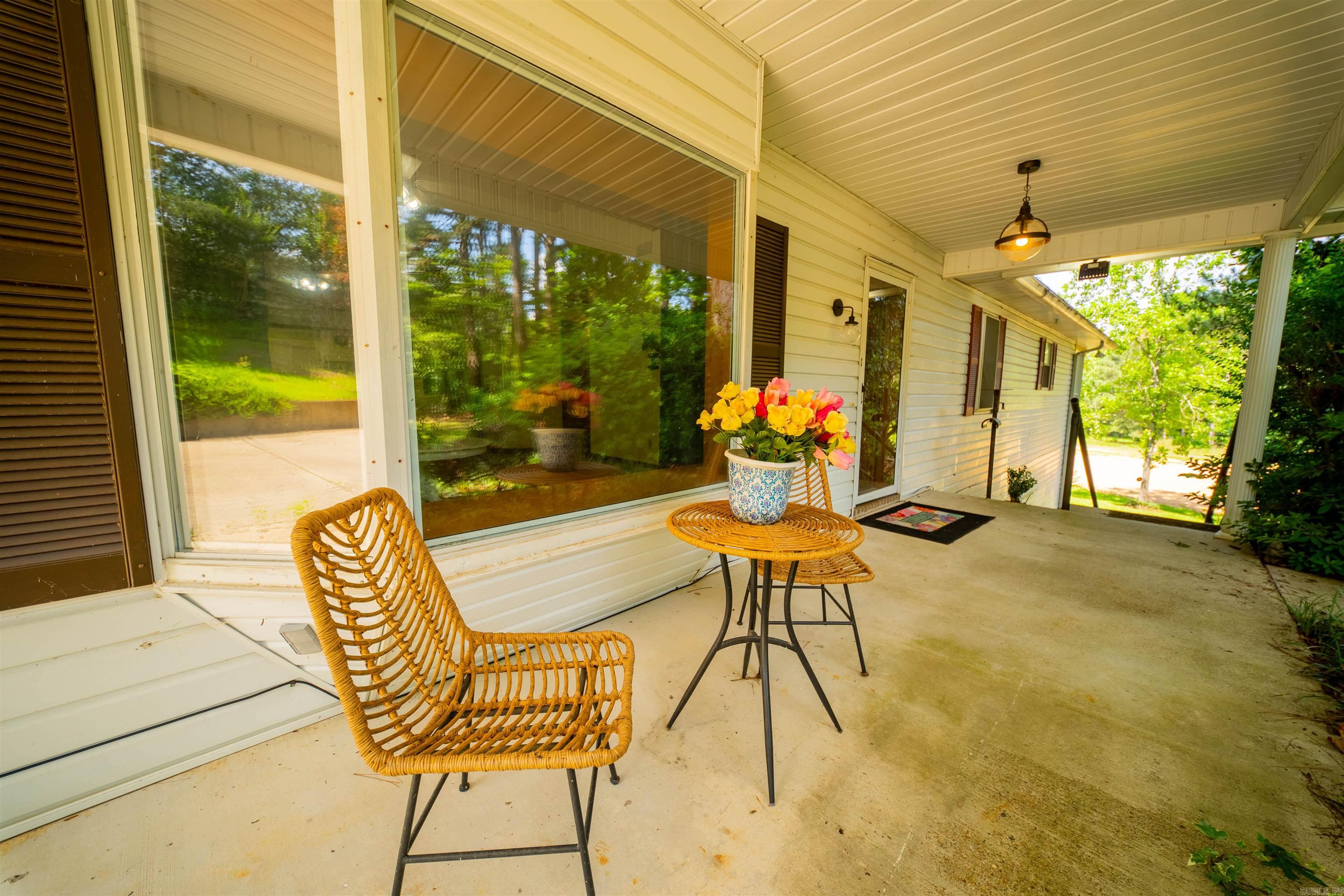 3177 Highway 24  Camden, AR