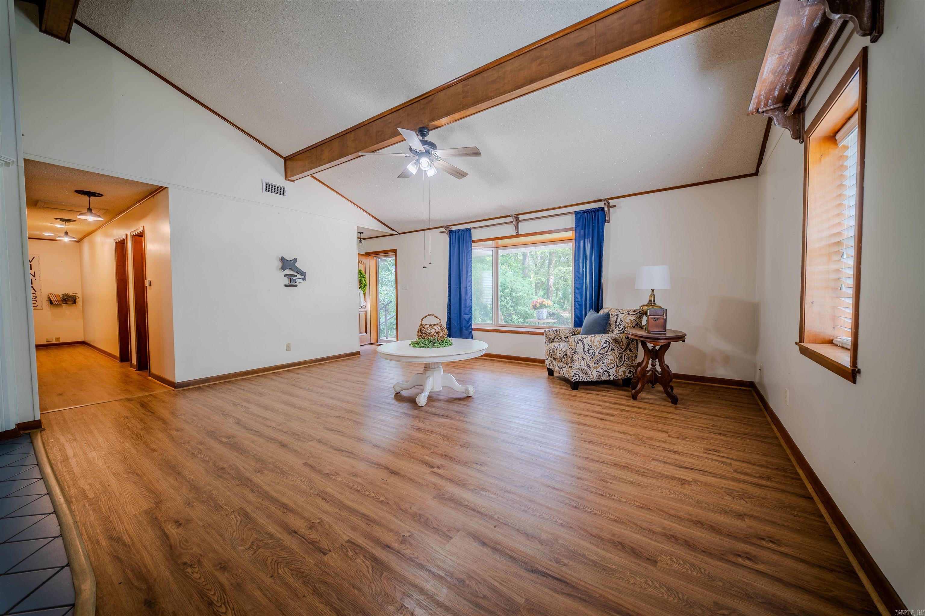 3177 Highway 24  Camden, AR