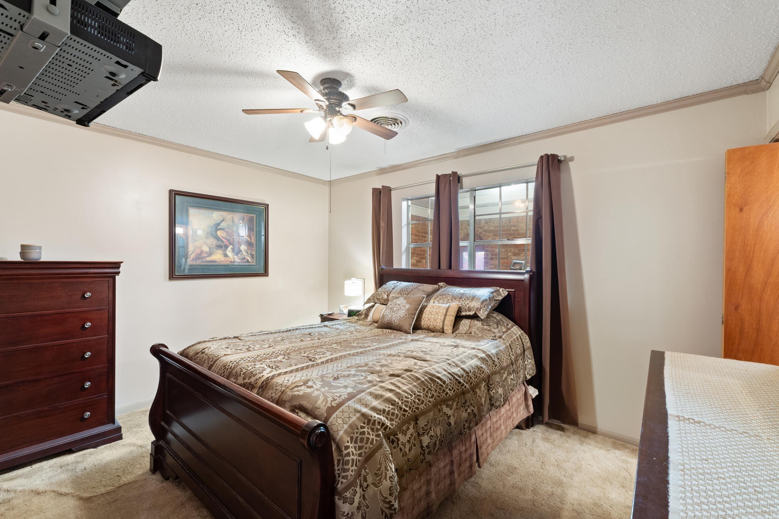 14 Hunters  Pine Bluff, AR