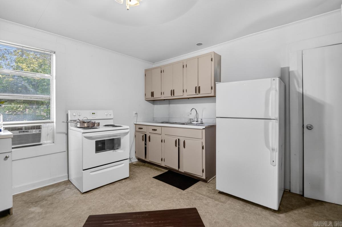 831 Center  Conway, AR