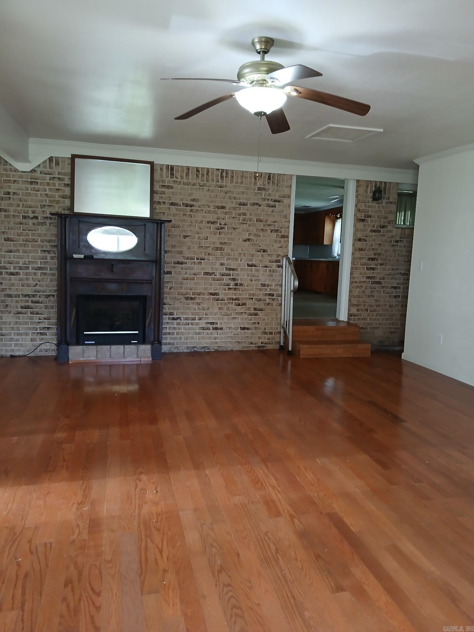 11 Cardinal  Warren, AR