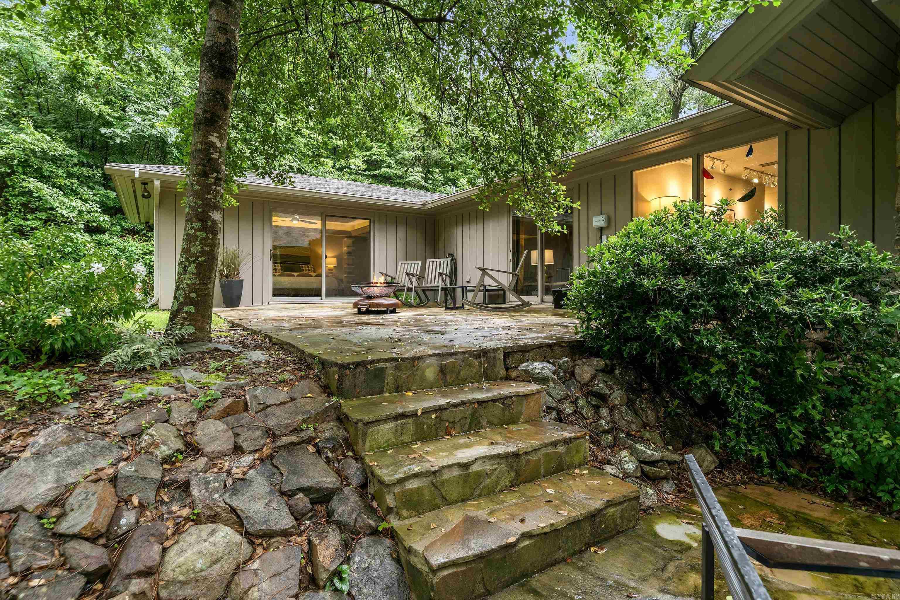 203 Deanwood  Hot Springs, AR