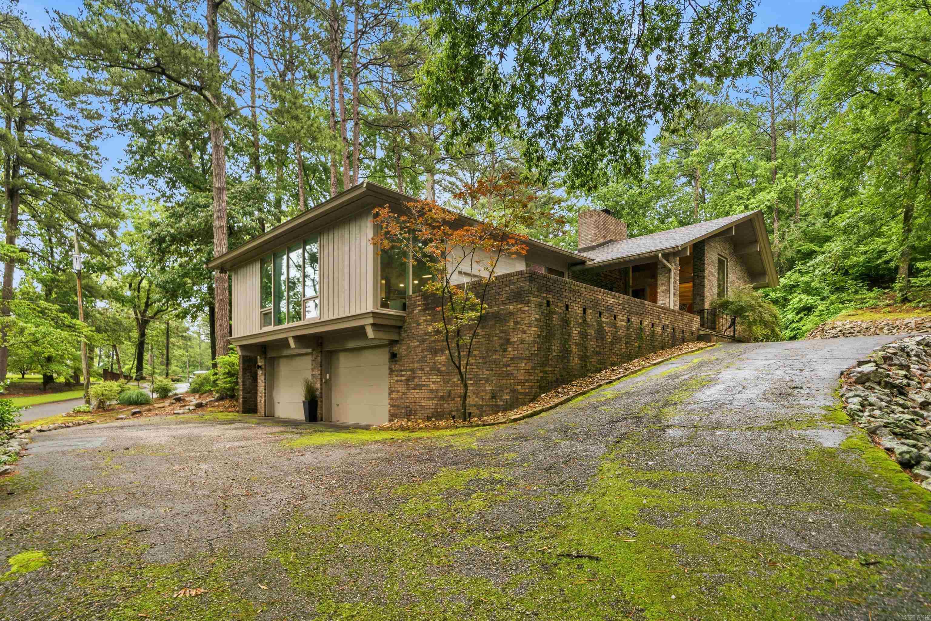 203 Deanwood  Hot Springs, AR