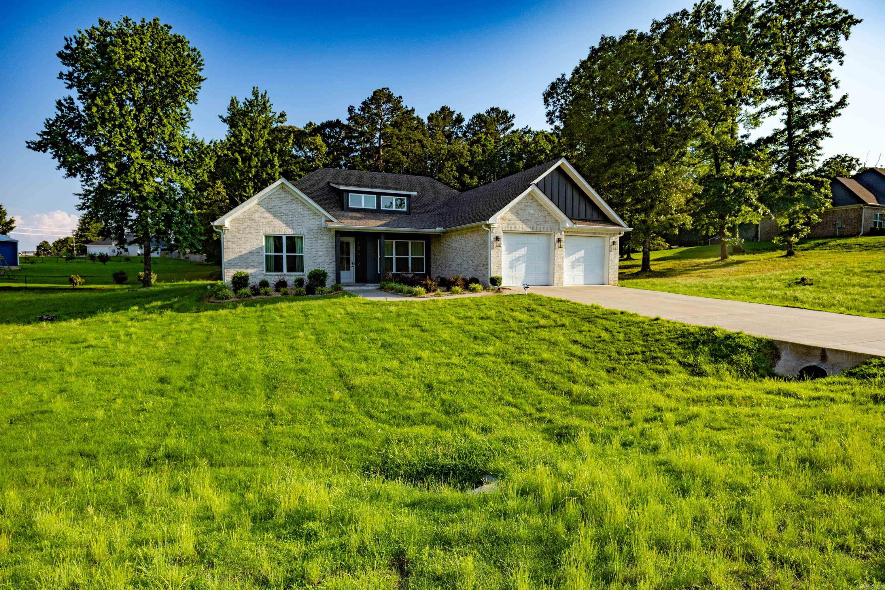 13017 Avilla Hills  Alexander, AR