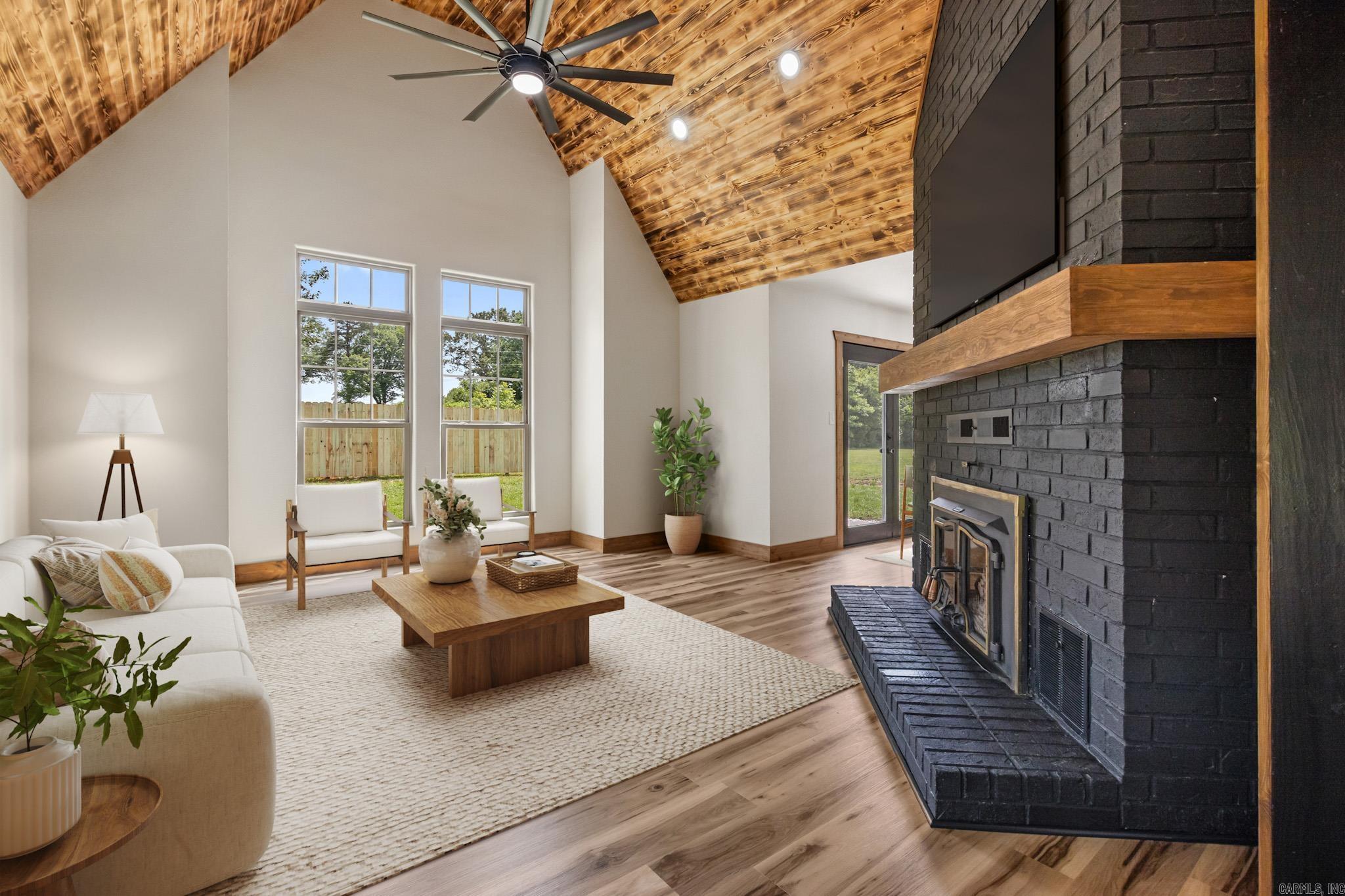 162 Oak Grove  Austin, AR