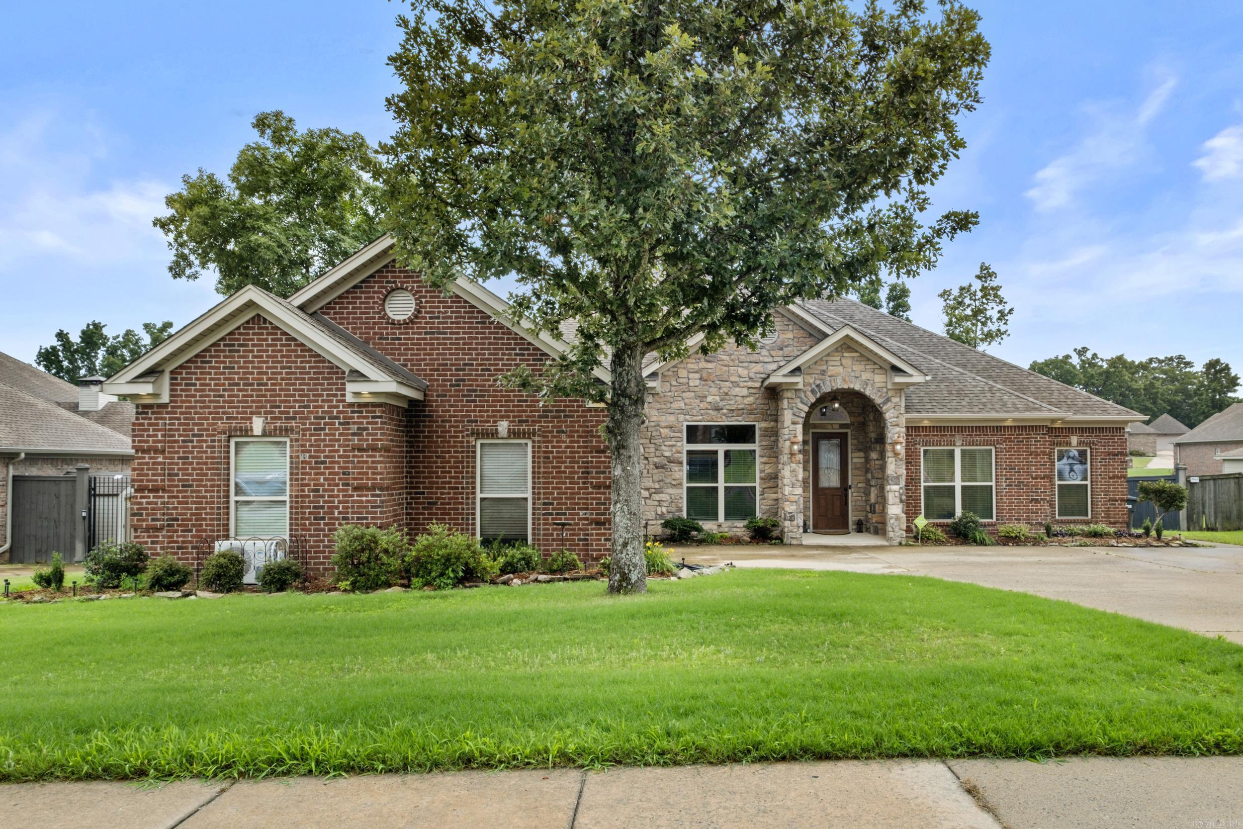 2641 River Eagle Court