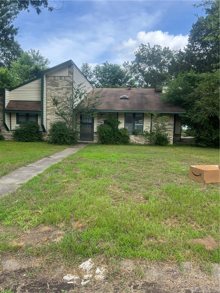 1341 S Tampa  Russellville, AR
