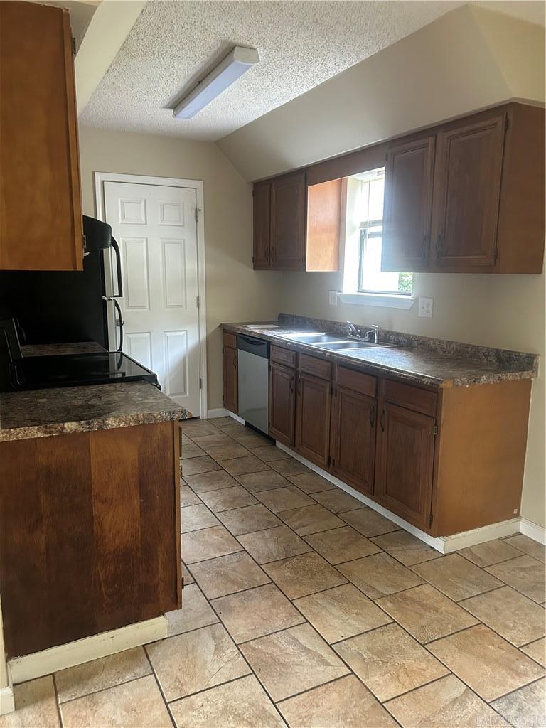1341 S Tampa  Russellville, AR