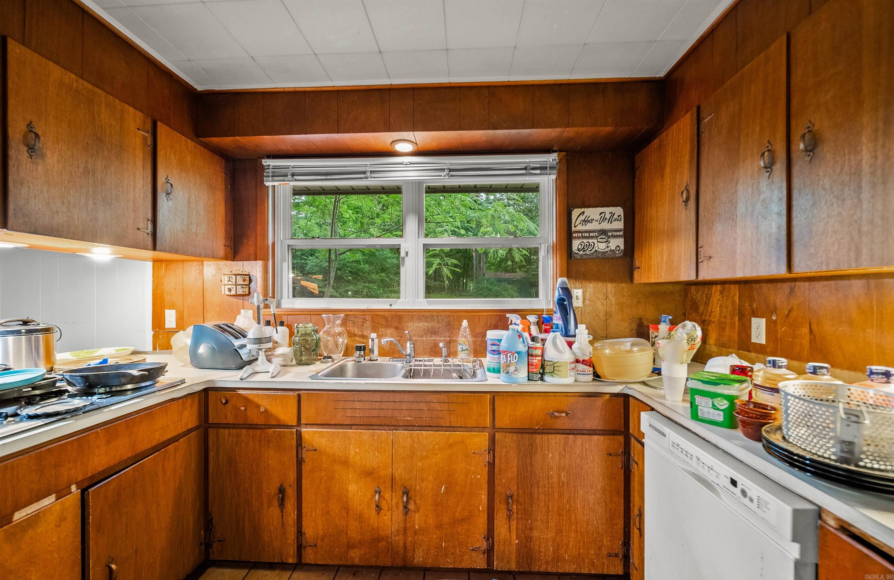 7924 Mabelvale Cut Off Rd  Mabelvale, AR