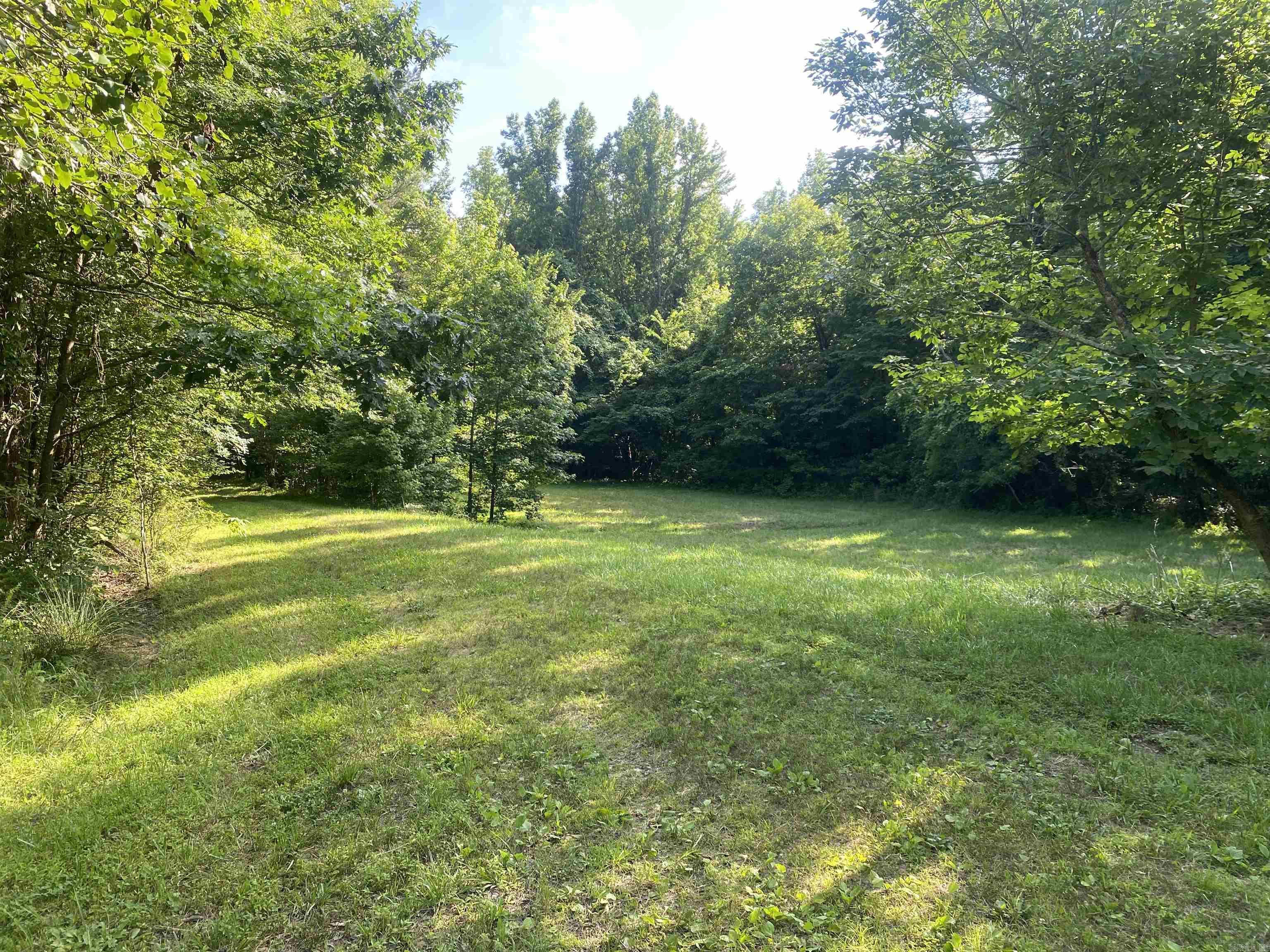 280 North Polk Creek  Norman, AR