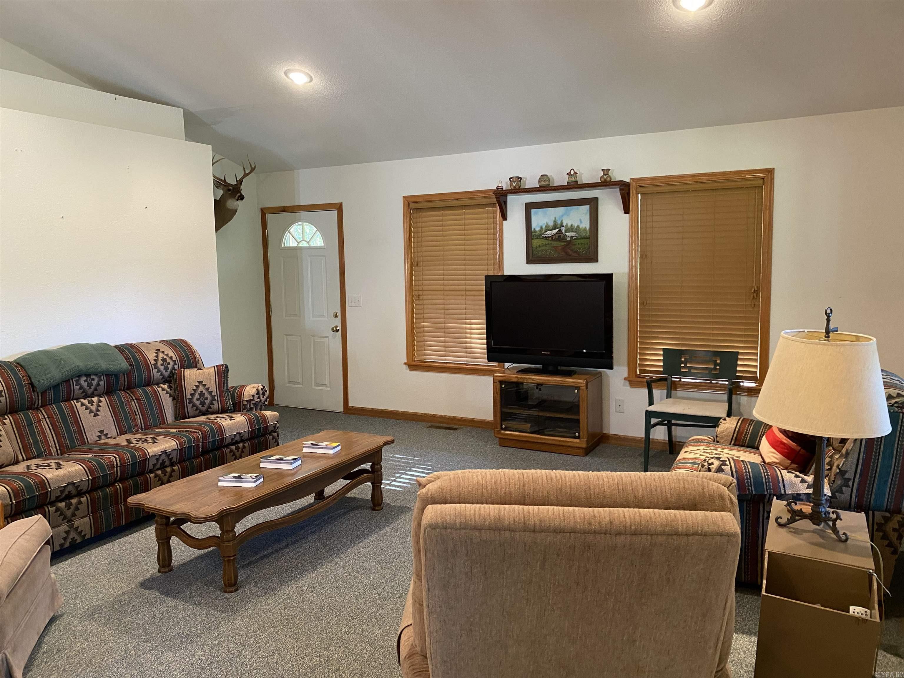 280 North Polk Creek  Norman, AR
