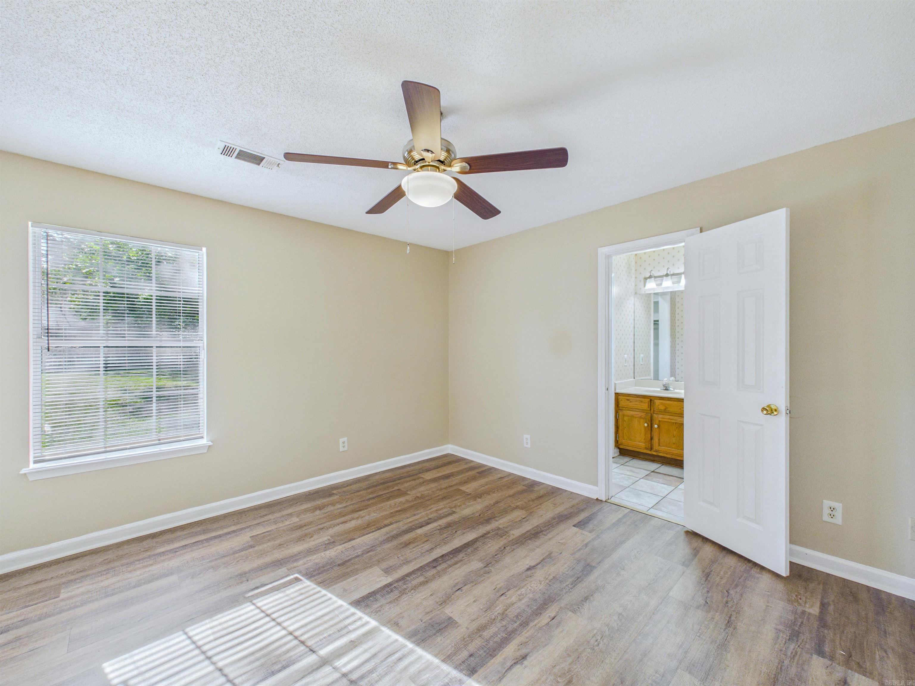 29 Burns  Cabot, AR