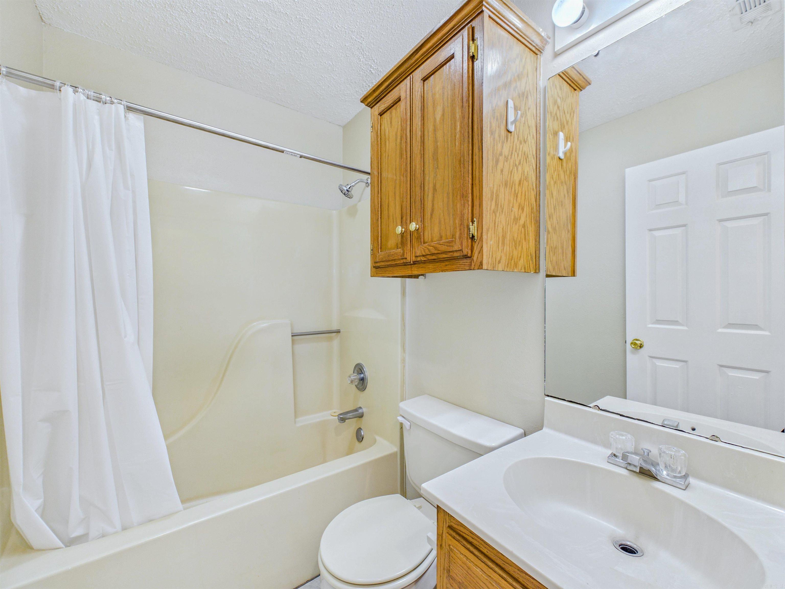 29 Burns  Cabot, AR