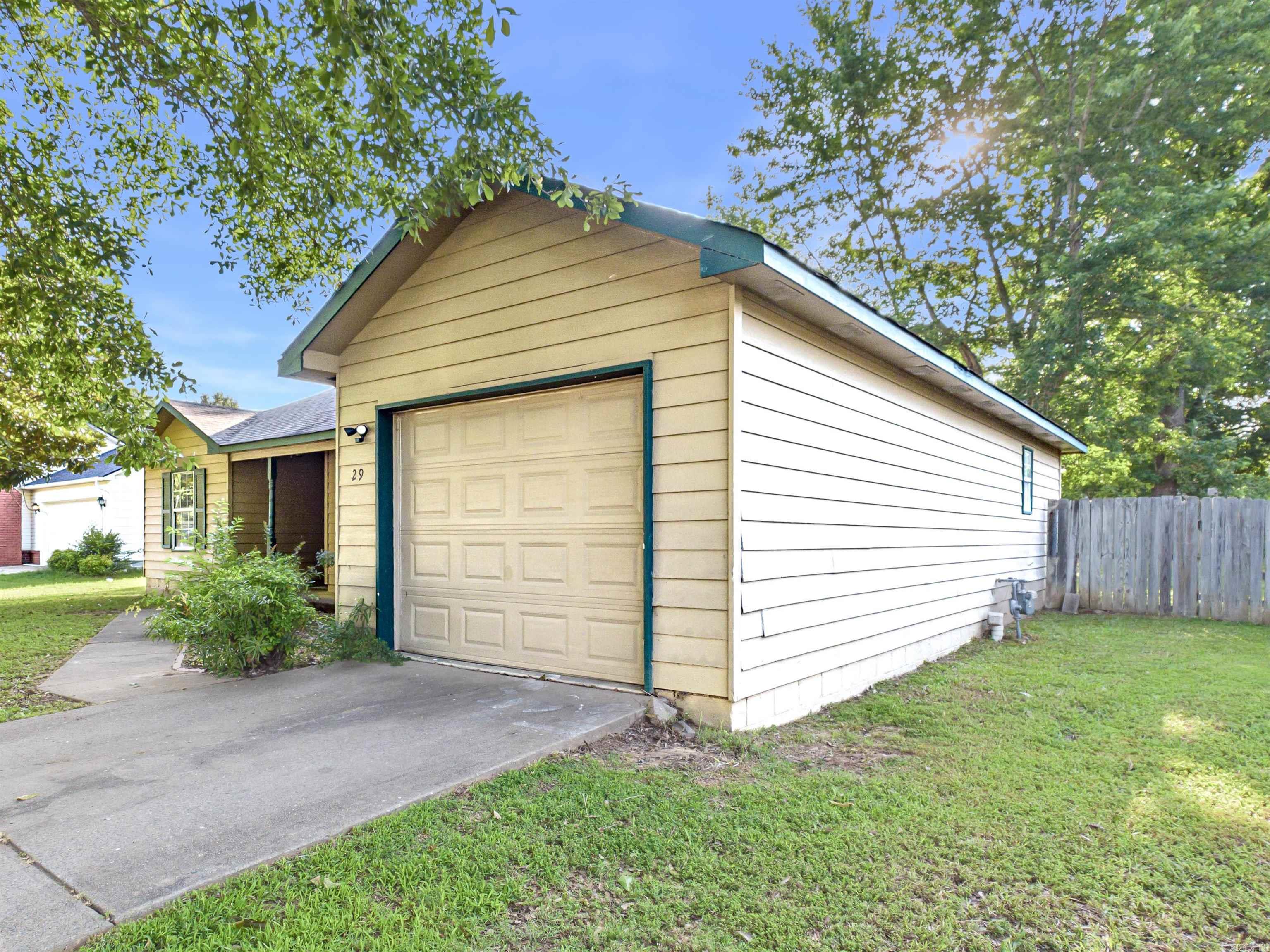 29 Burns  Cabot, AR