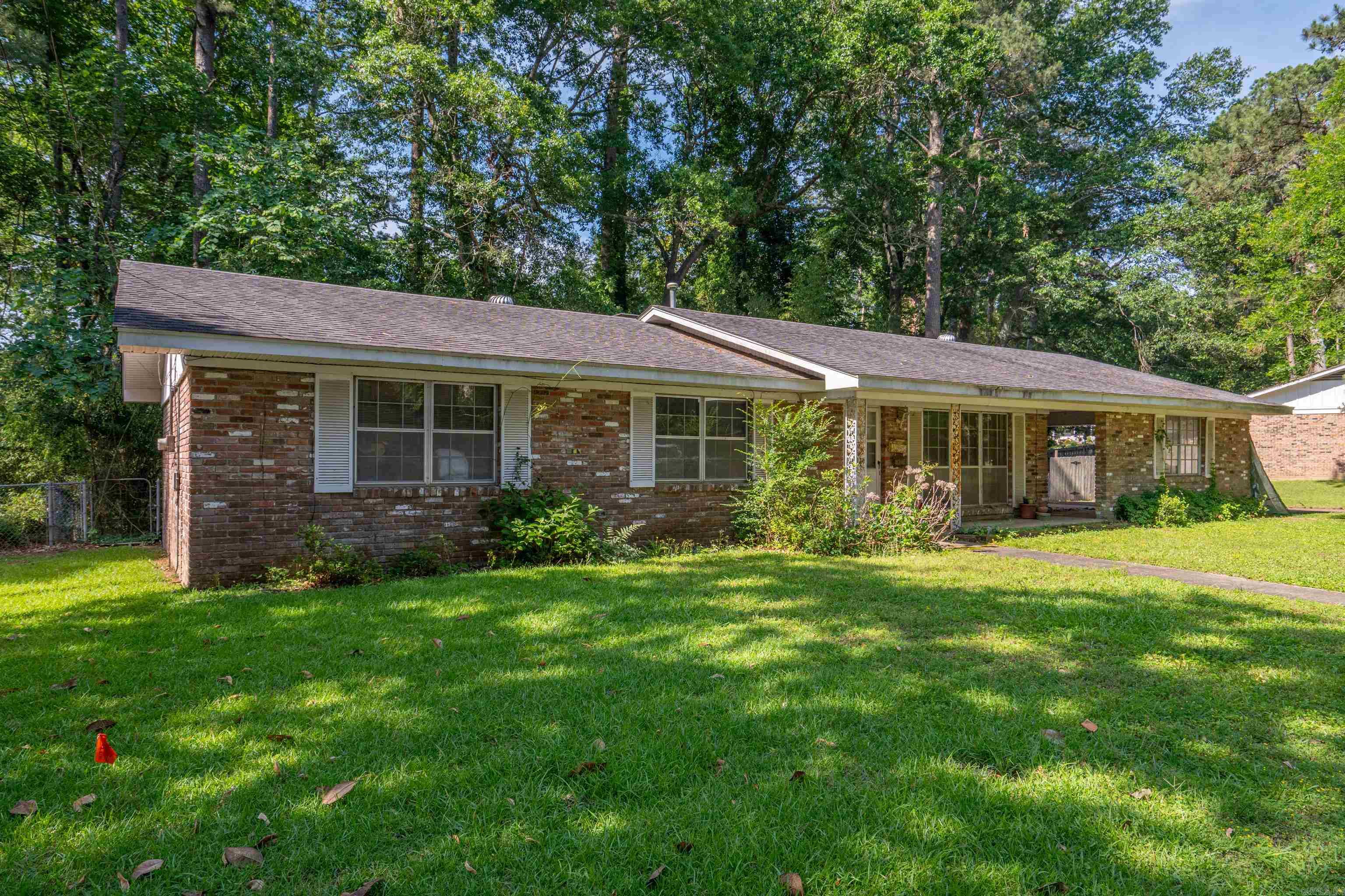 2047 Elaine  Arkadelphia, AR
