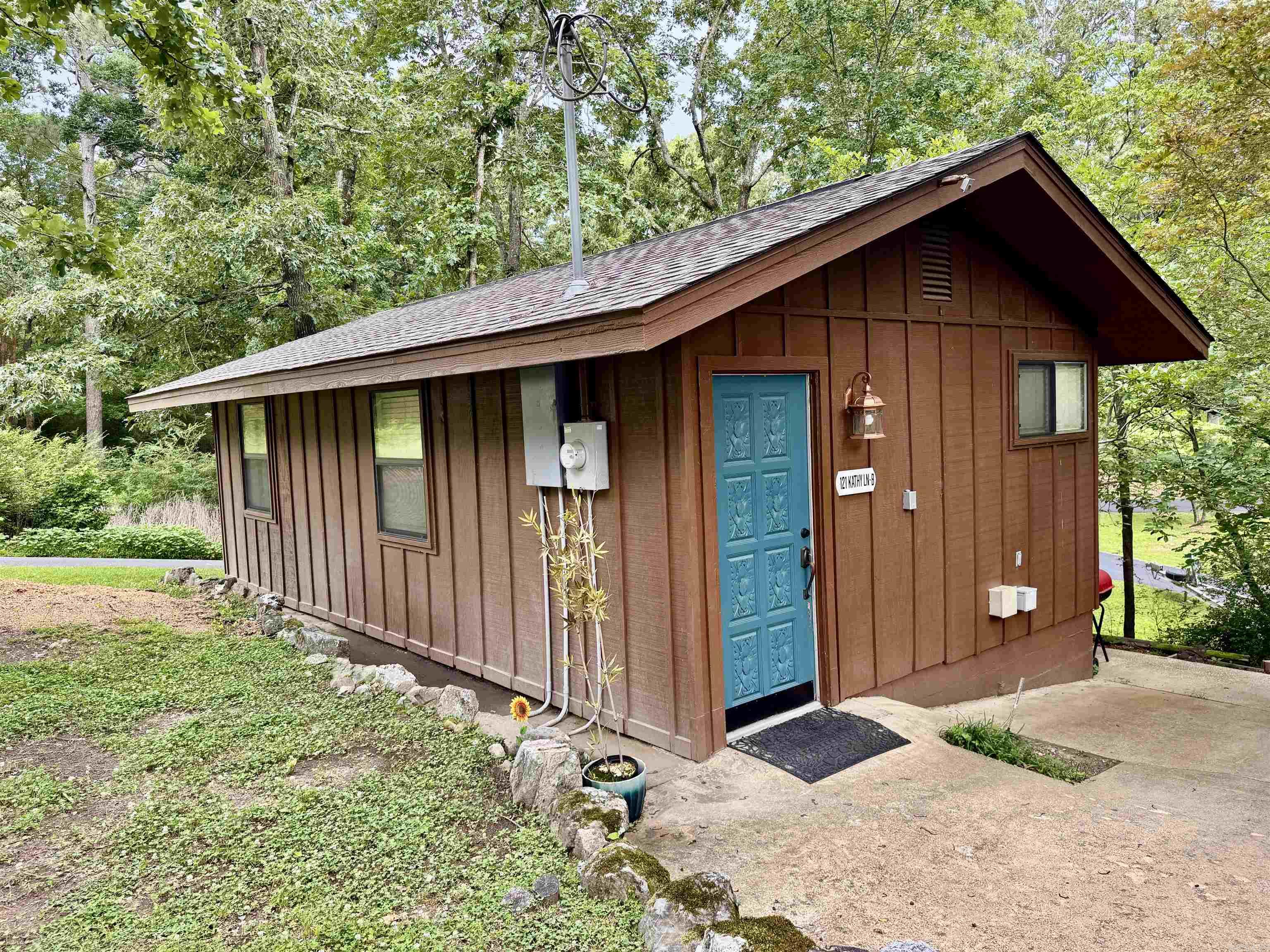 121 Kathy Lane Hot Springs, AR 71913
