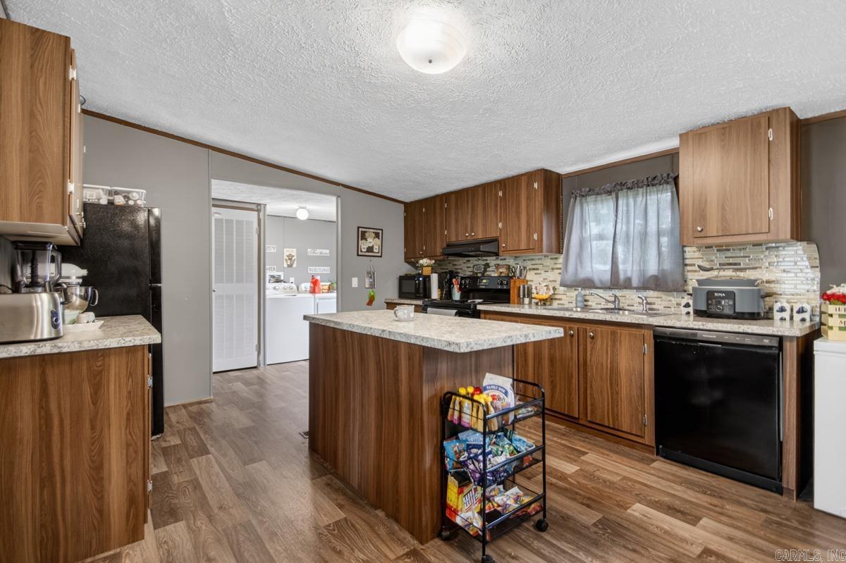 1343 Pine  Haskell, AR