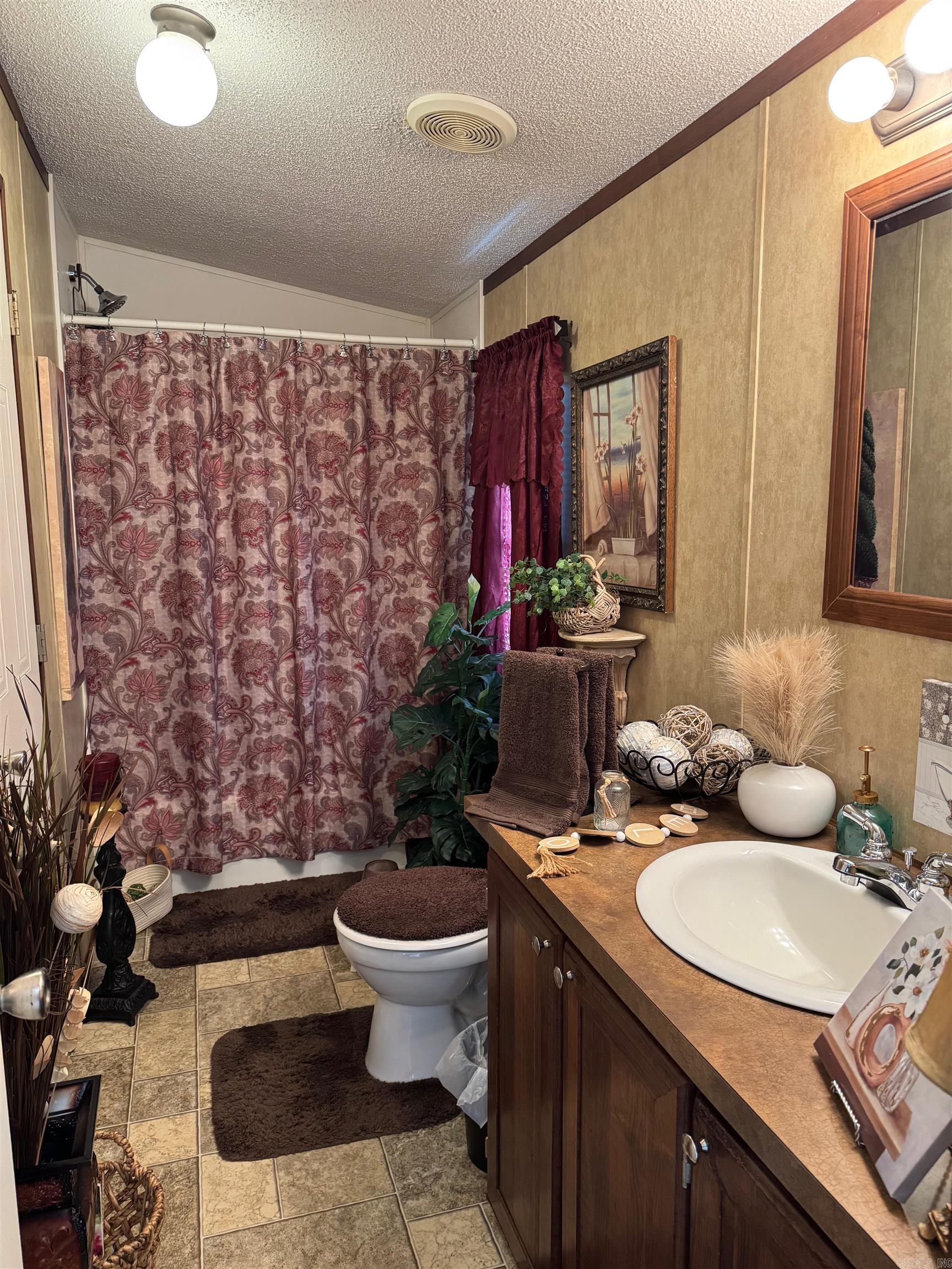 3256 County Road 318  Bono, AR
