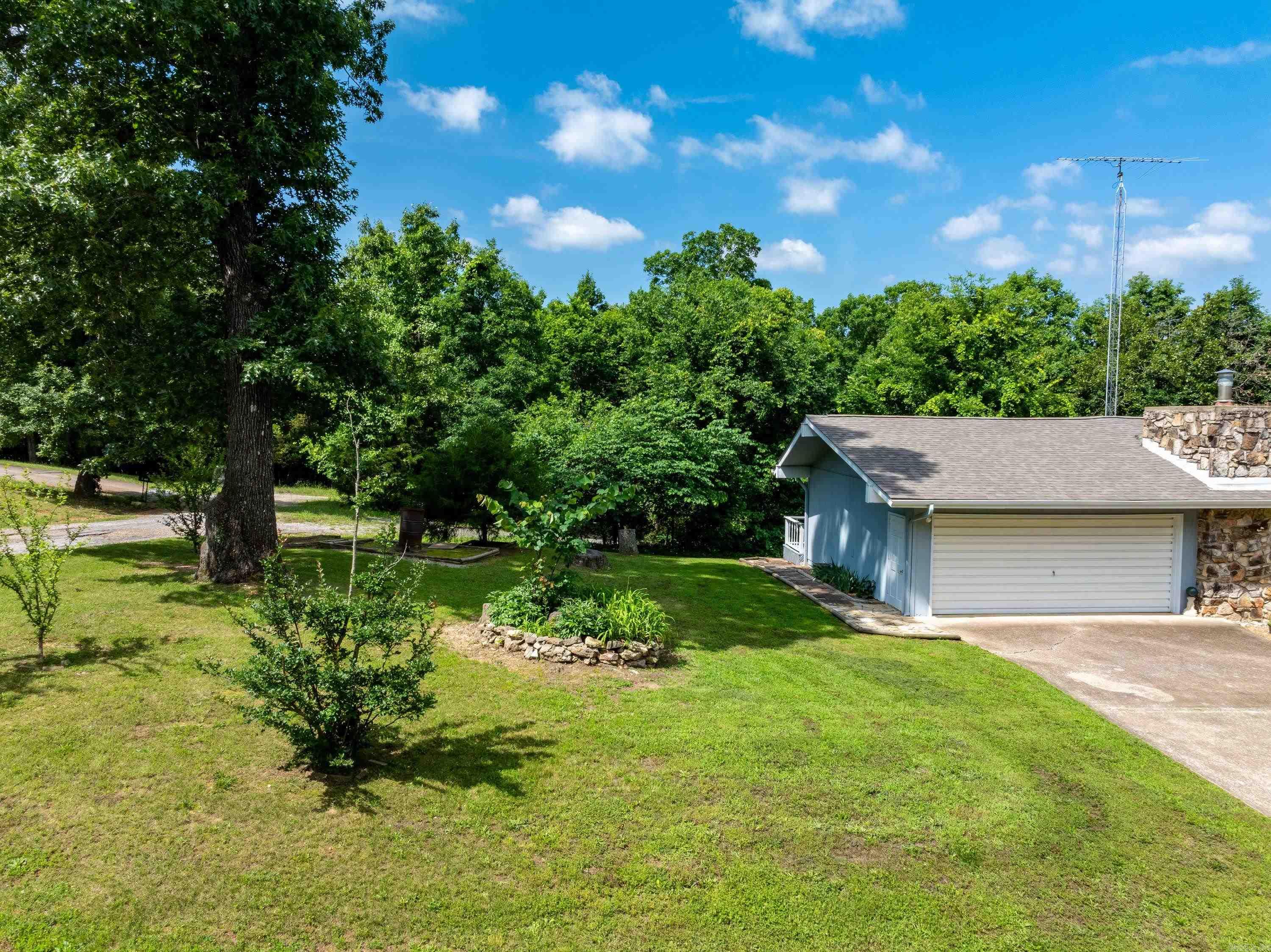 1 Mishemokwa  Cherokee Village, AR