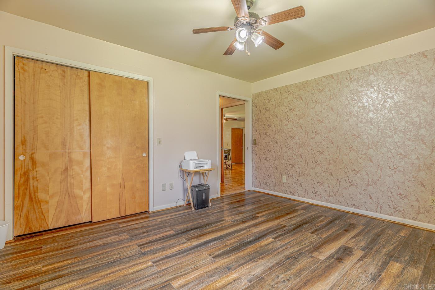 506 Hell Creek  Mountain View, AR
