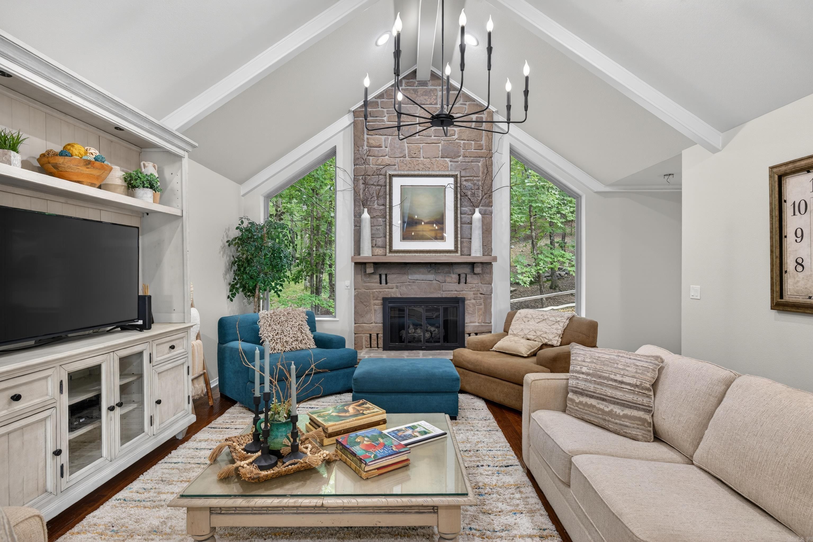 4 Ligadura Lane Hot Springs Village, AR 71909-0000