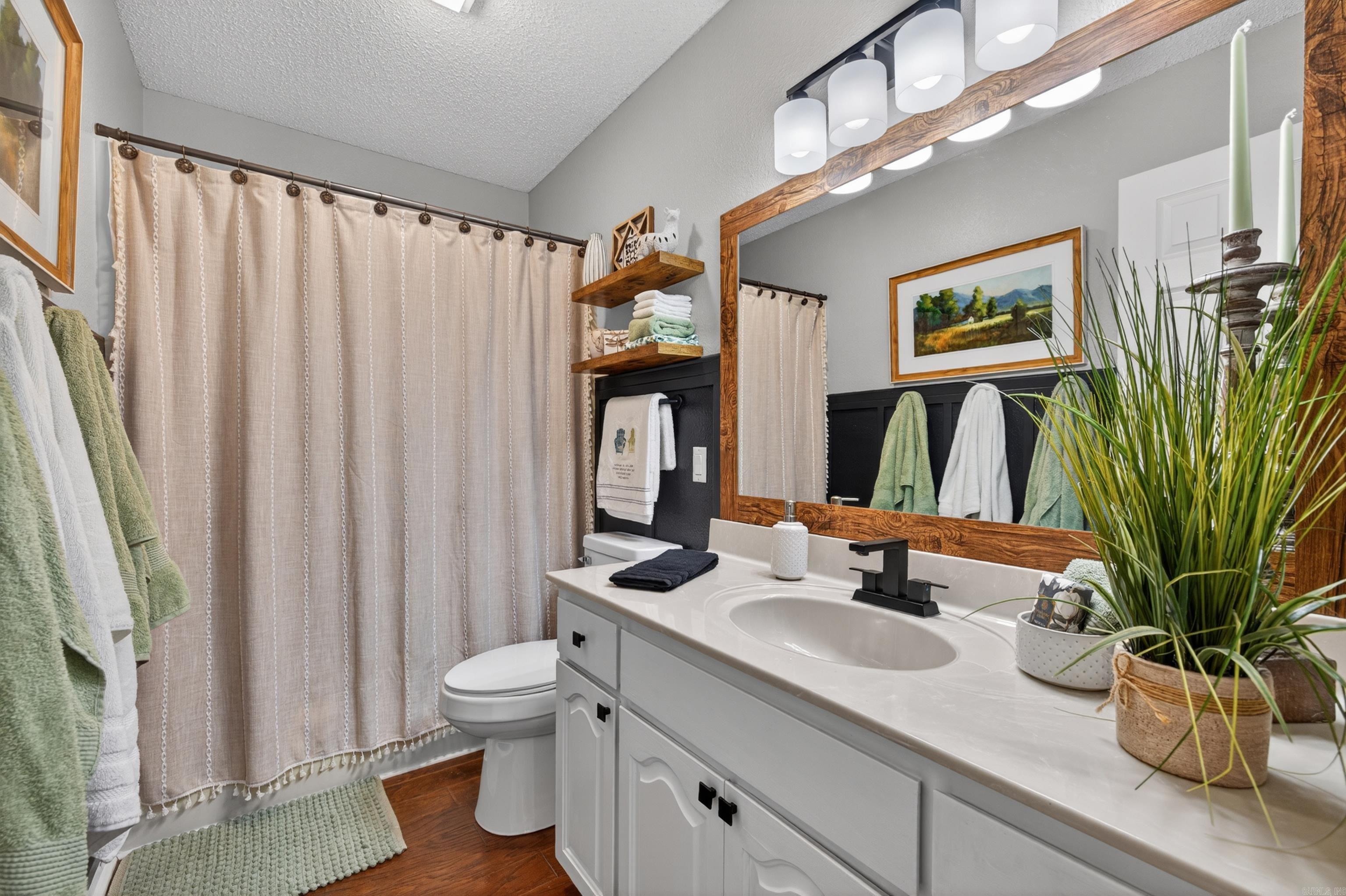 4 Ligadura  Hot Springs Village, AR