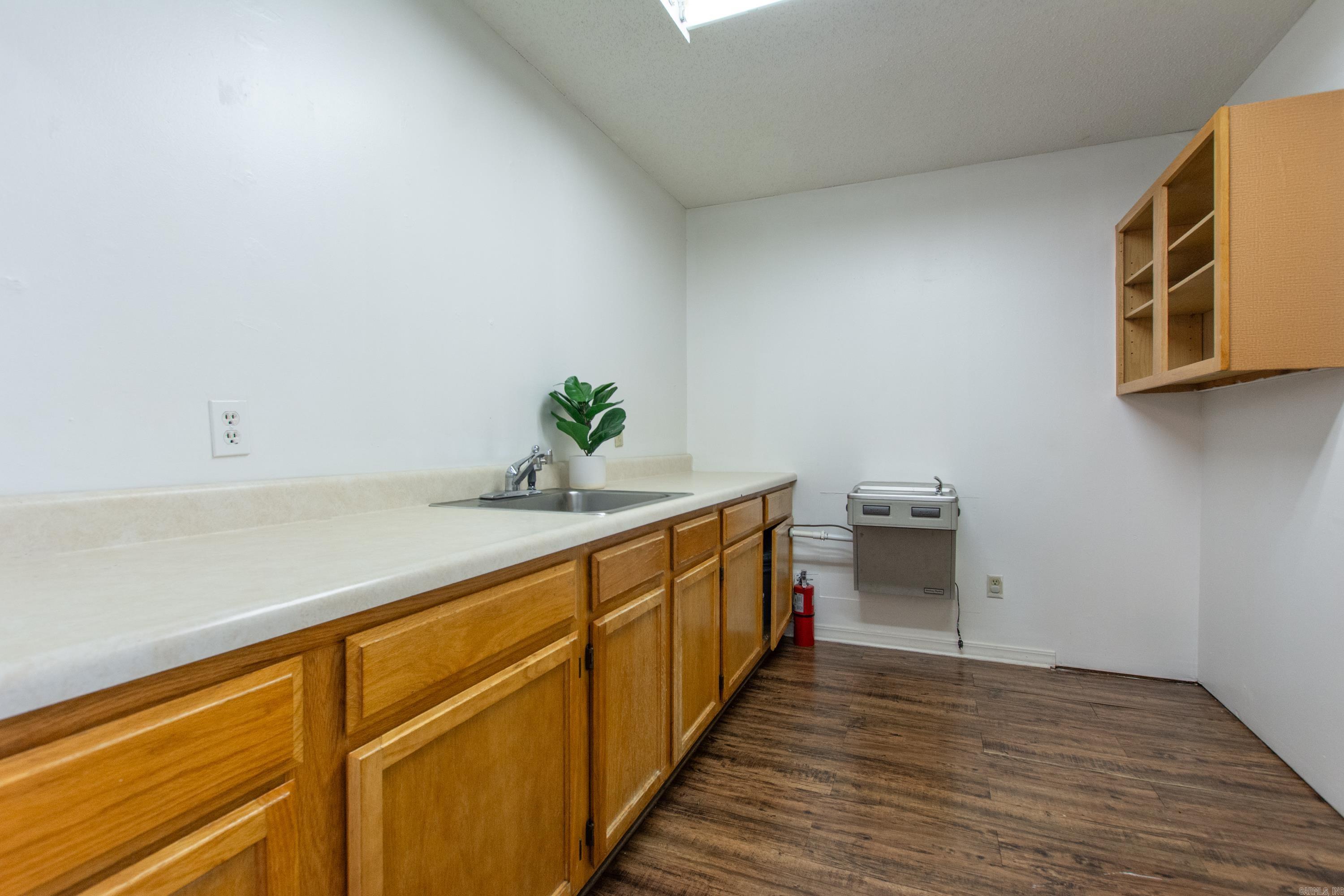 4721 E Broadway St  North Little Rock, AR