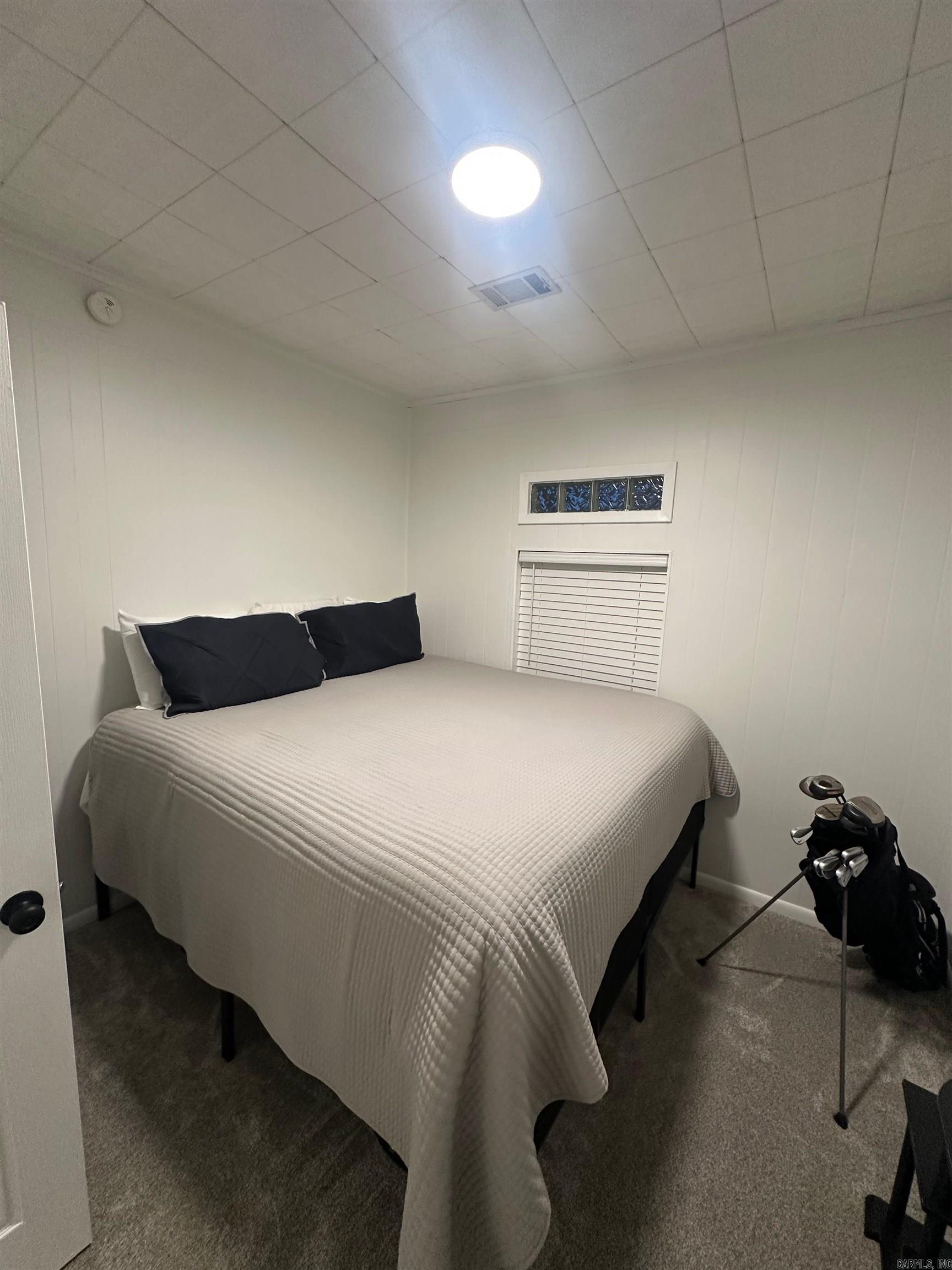 160 N Oak  Newark, AR