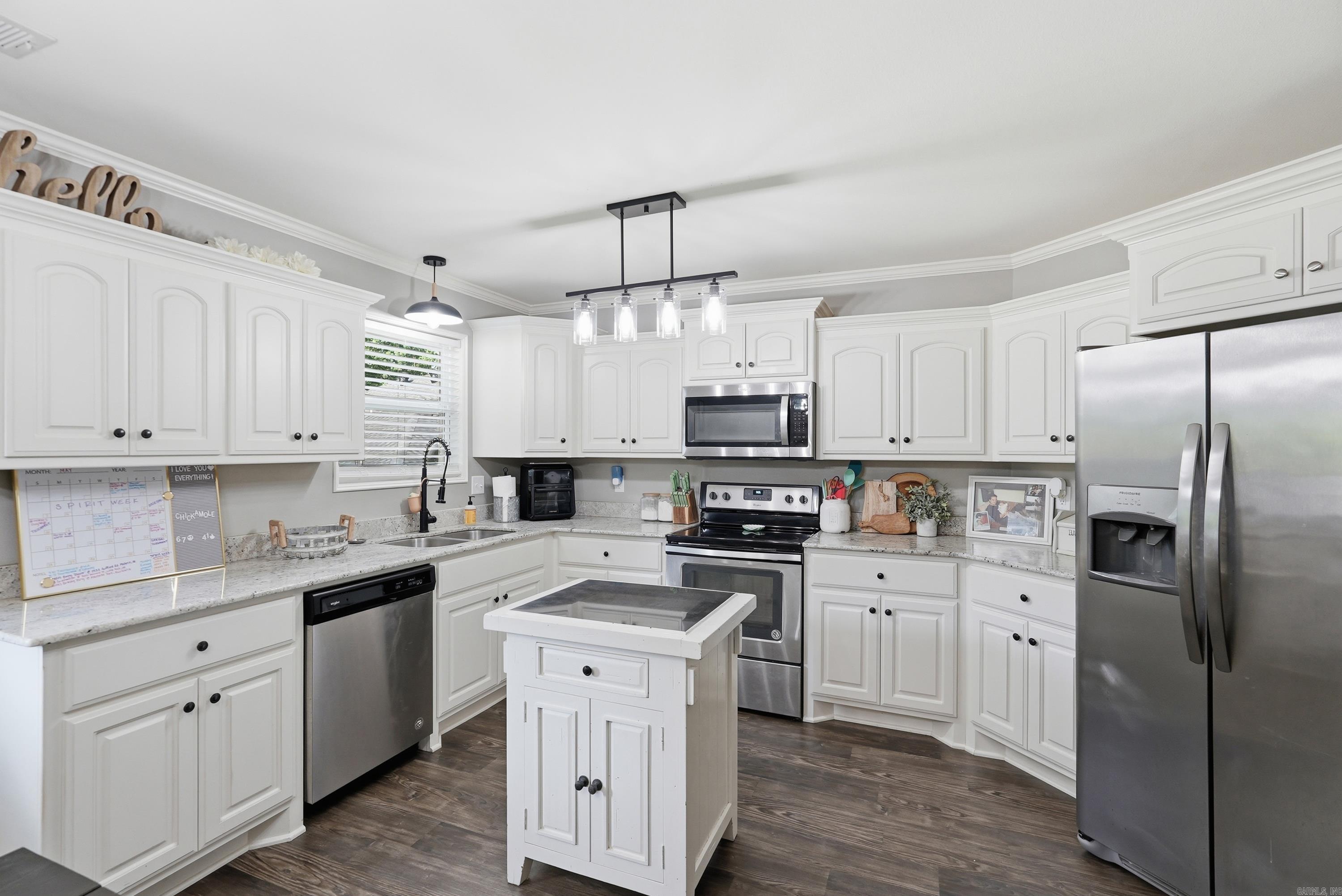1135 J W  Benton, AR