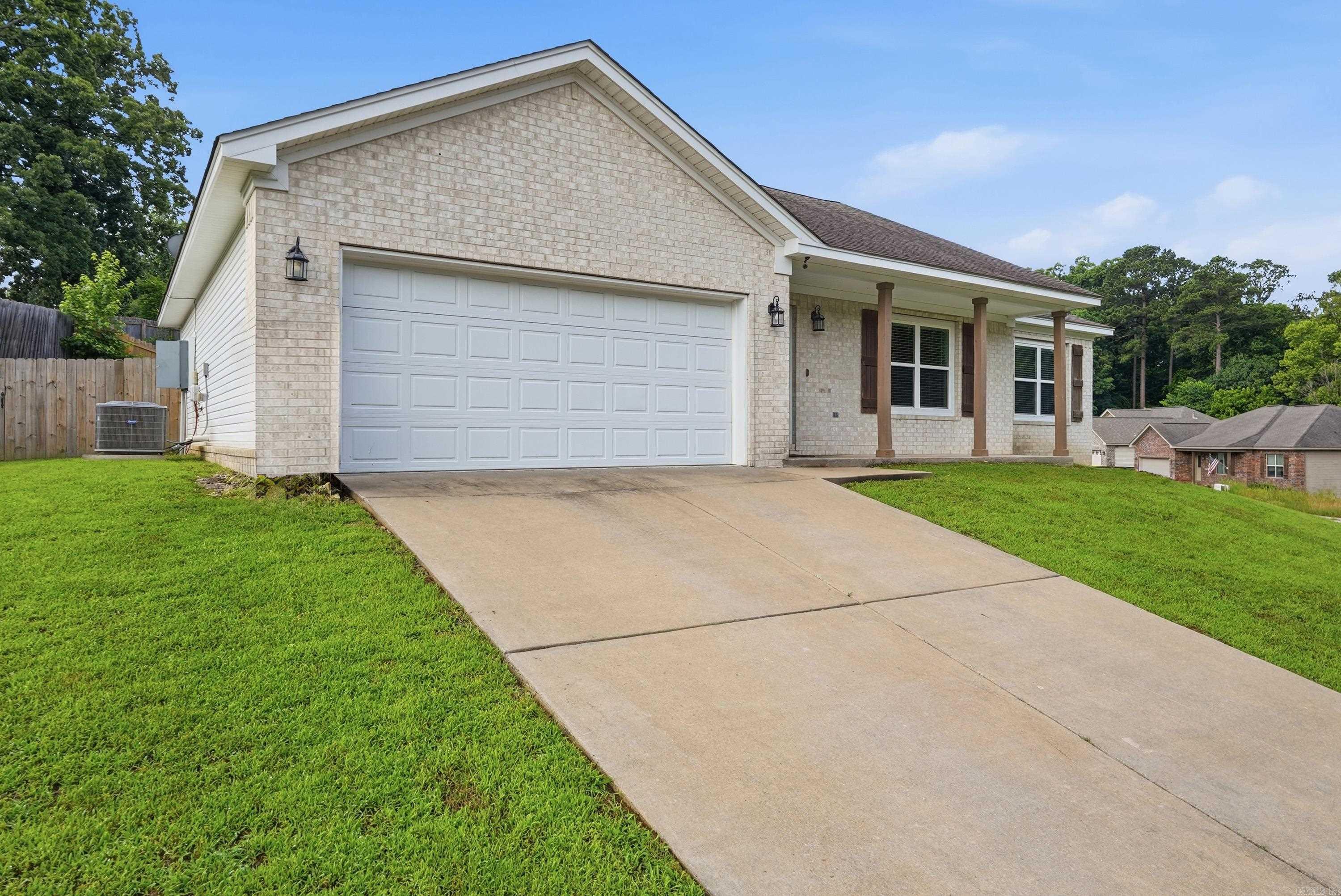 1135 J W  Benton, AR