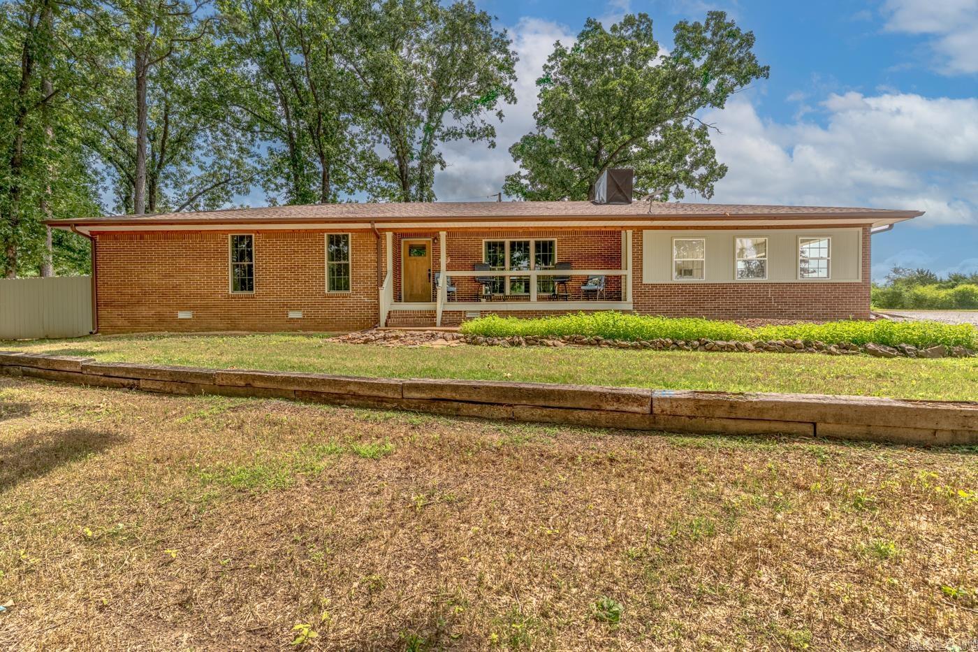 7731 Batesville Blvd  Pleasant Plains, AR