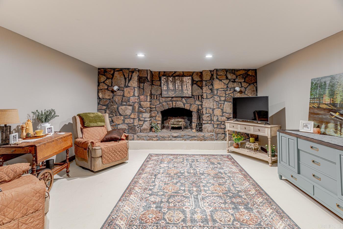 7731 Batesville Blvd  Pleasant Plains, AR