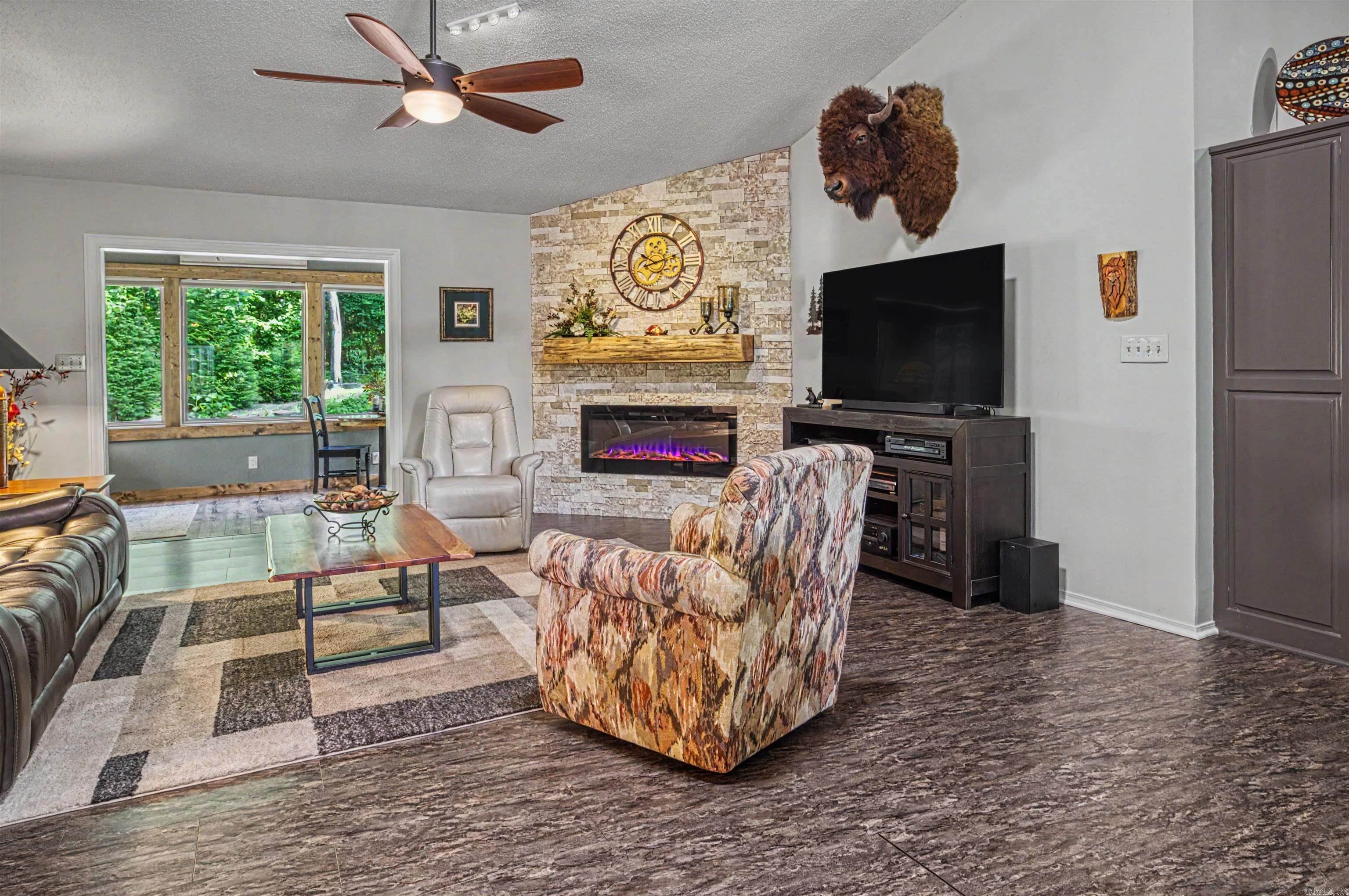 11 Alicante Ln  Hot Springs, AR