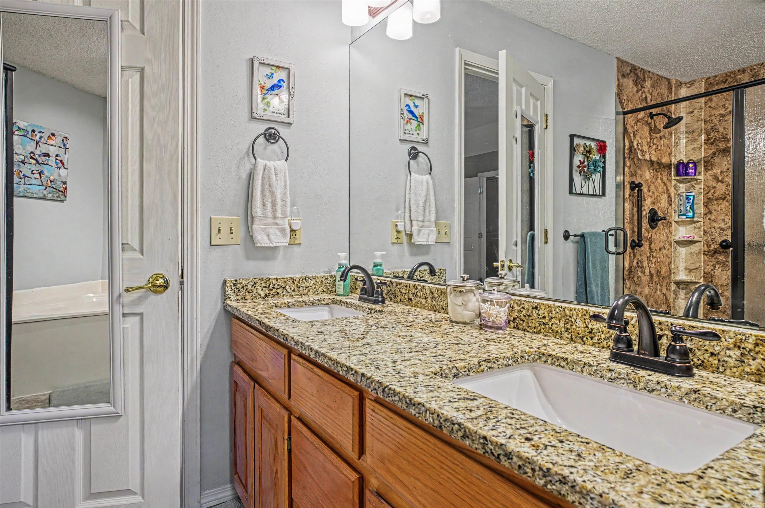 11 Alicante Ln  Hot Springs, AR