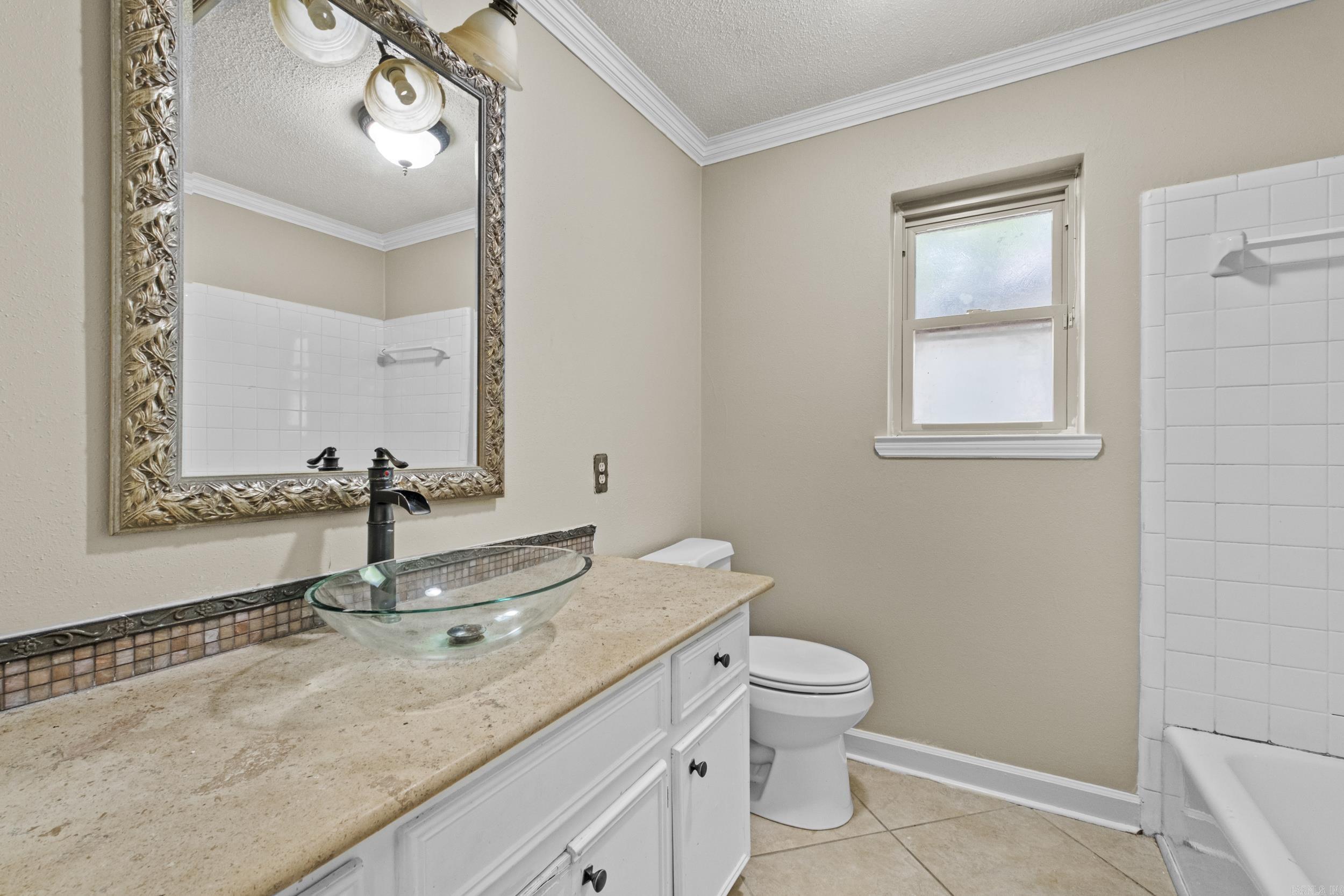 8300 Alvin  Little Rock, AR