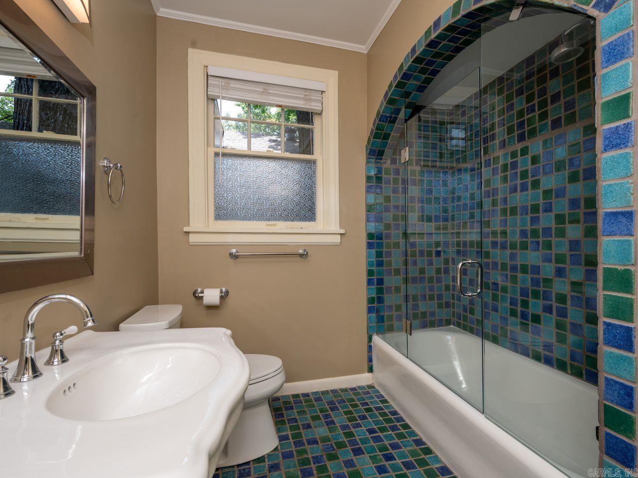 512 N Cedar  Little Rock, AR