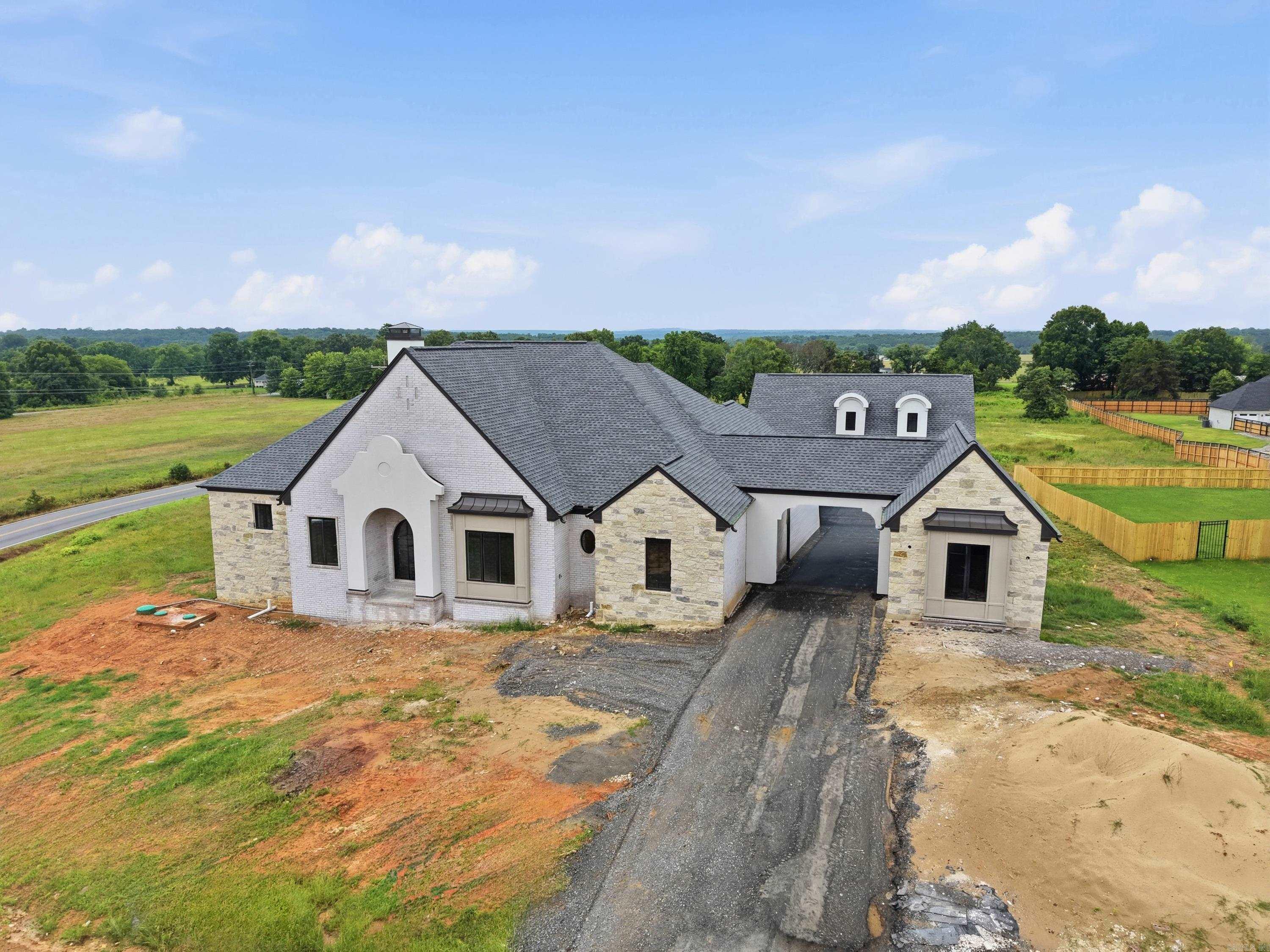 5 Taryn  Greenbrier, AR