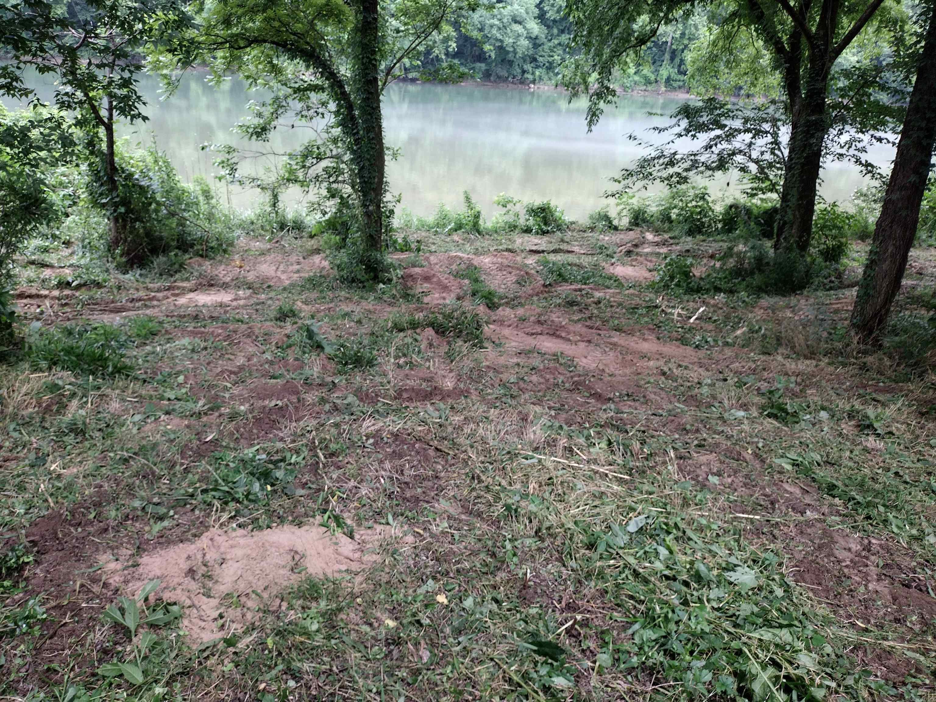 890 S River View LN  Mountain View, AR