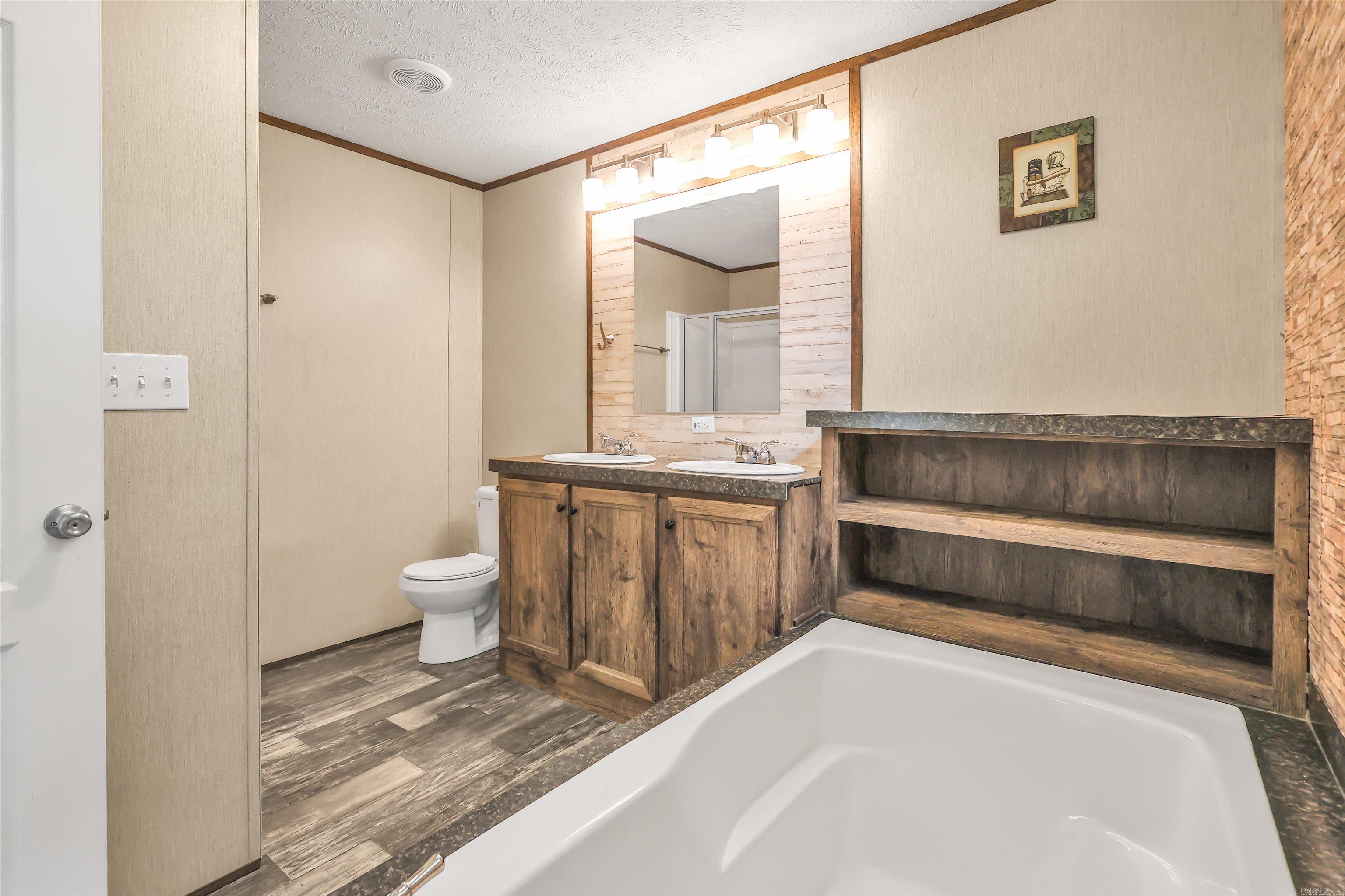 101 Barentine  Amity, AR