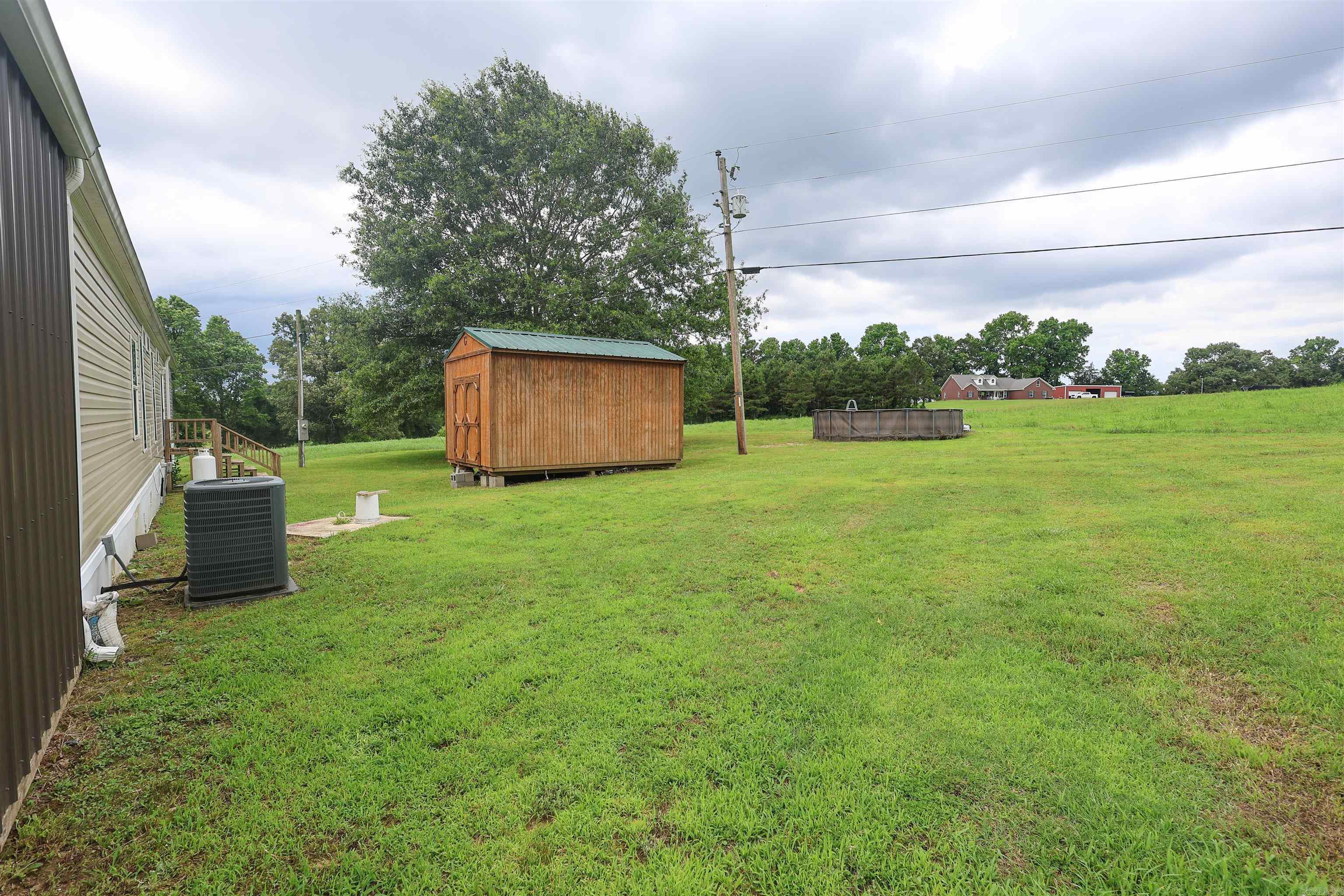 101 Barentine  Amity, AR