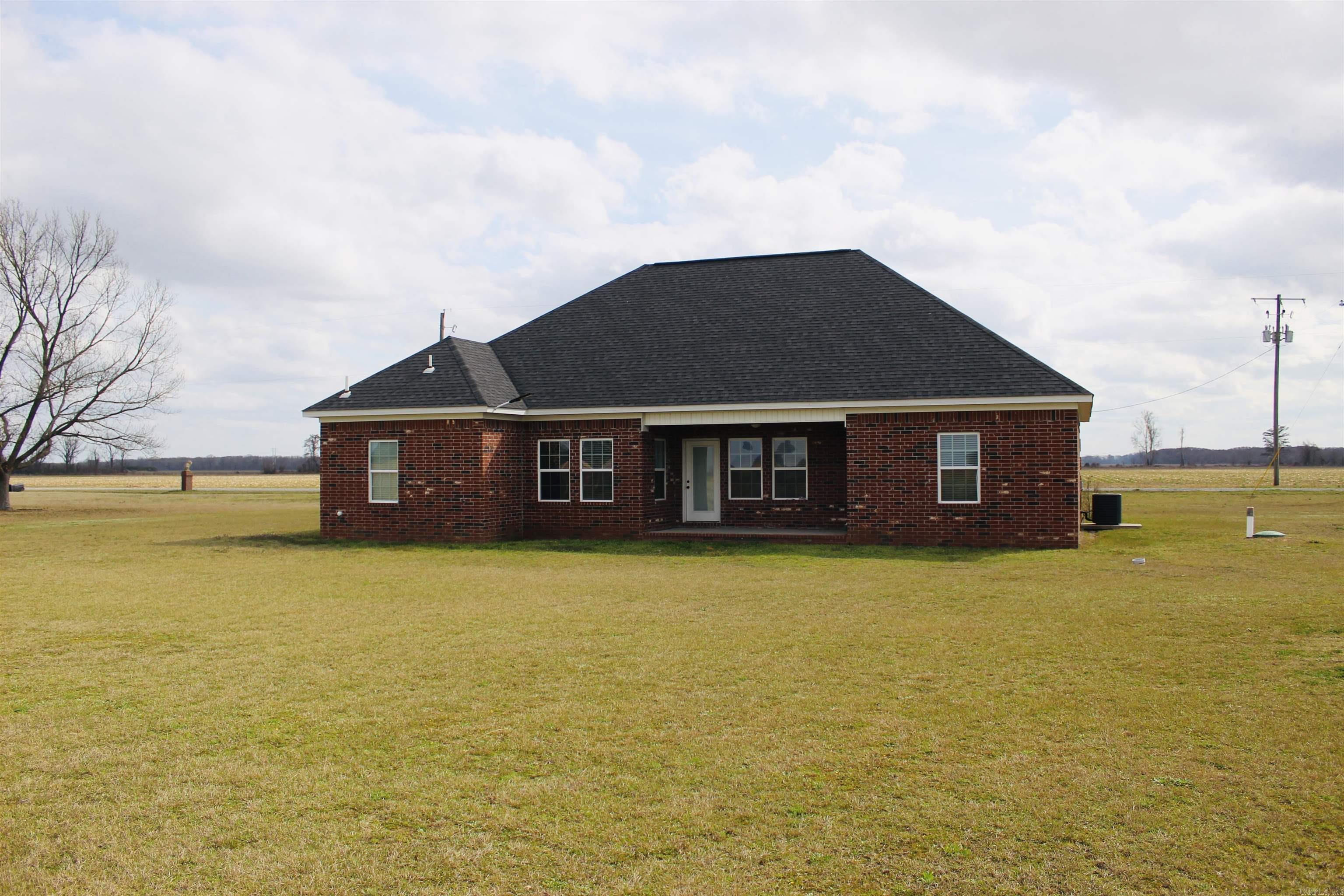 3188 Toltec Mounds  England, AR