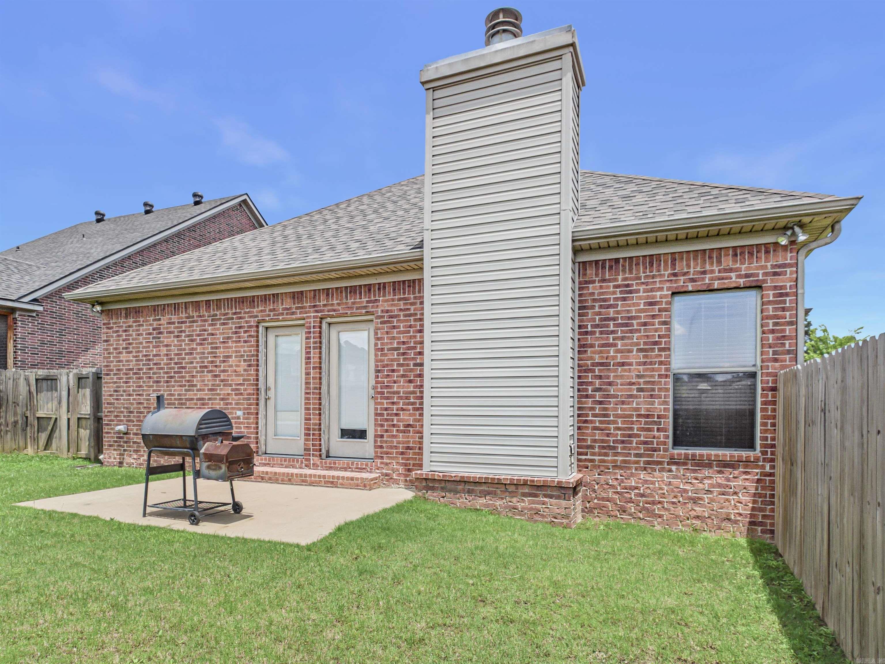 5 Village  Maumelle, AR