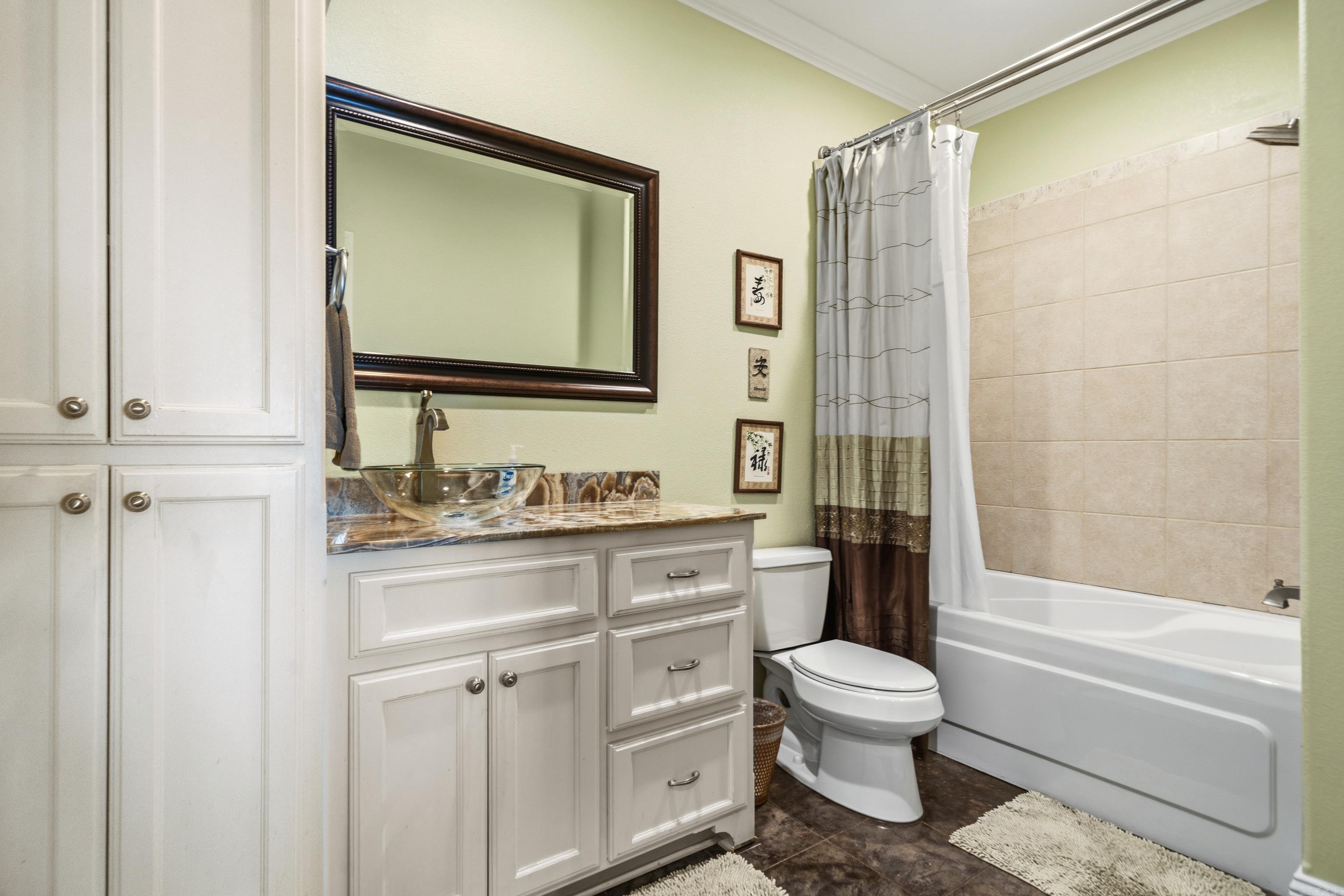 227 Long Island  Hot Springs, AR