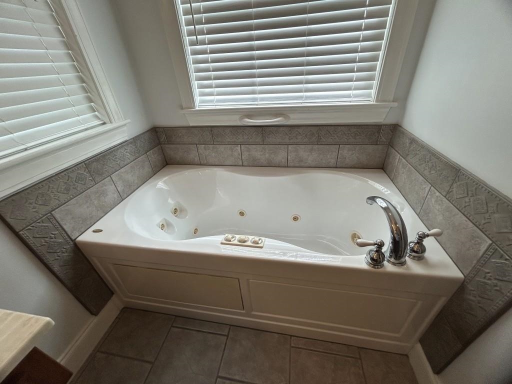 318 S Riggsville  Mountain View, AR
