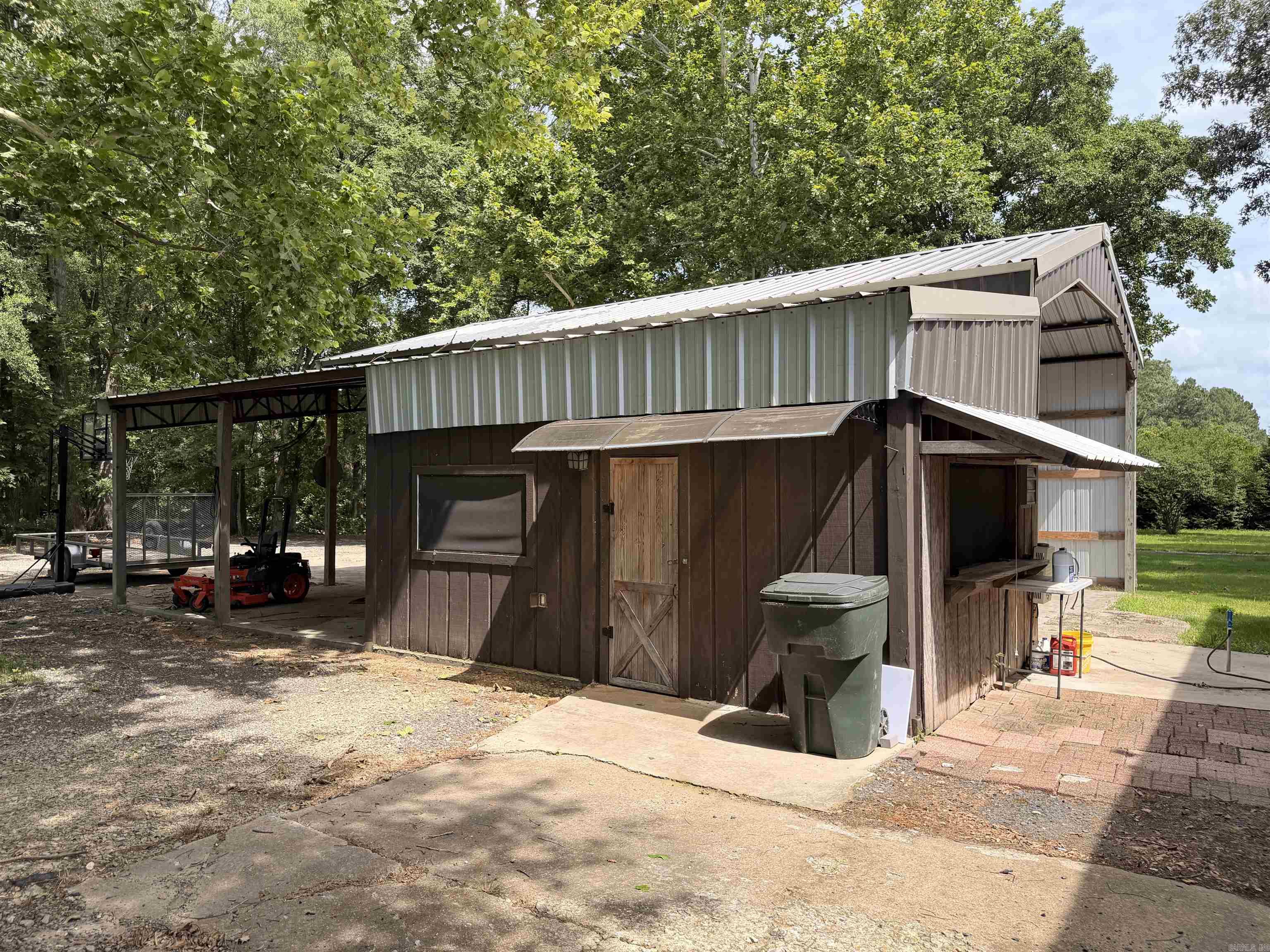 10853 Dabler  Des Arc, AR