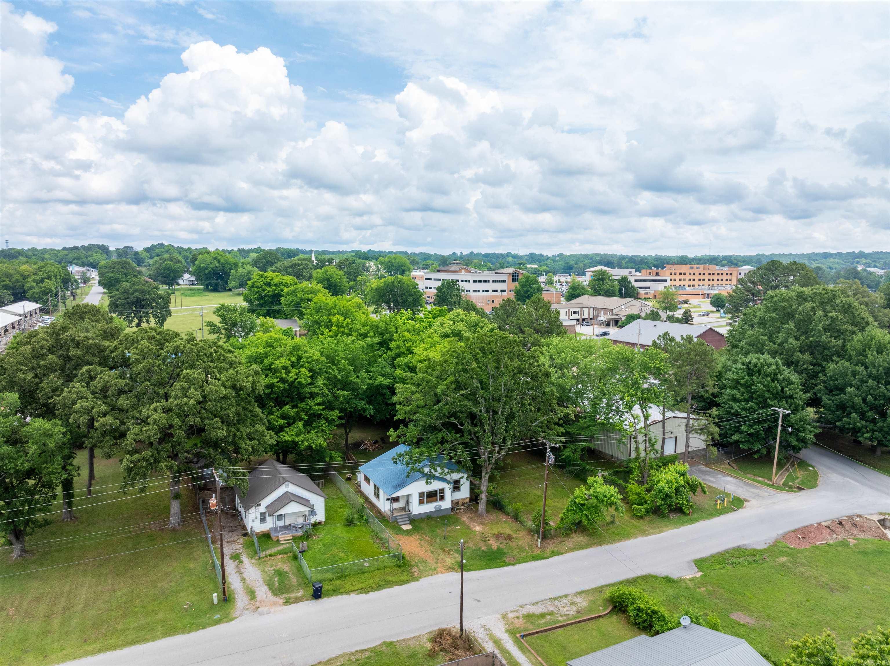 1525 Grays  Batesville, AR
