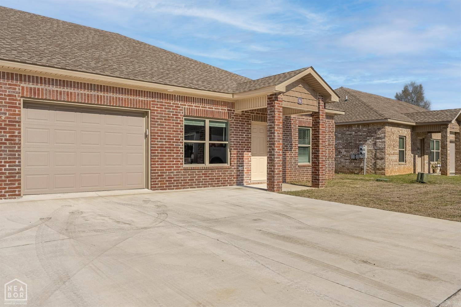 404 W Matthews  Brookland, AR