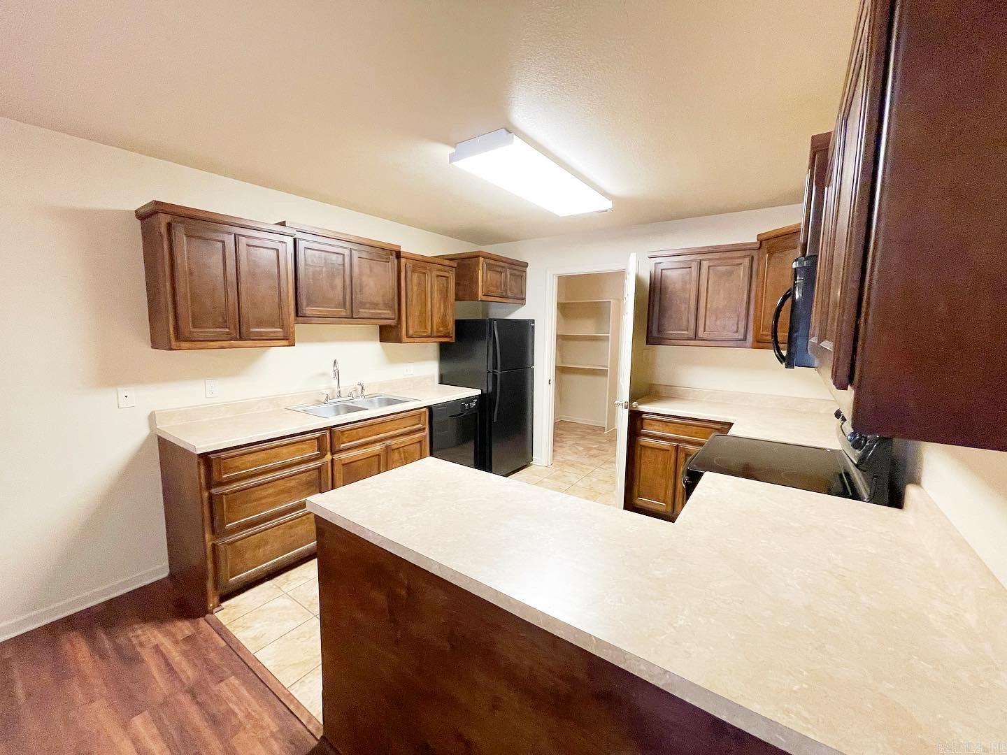 105 Parkshores  Hot Springs, AR
