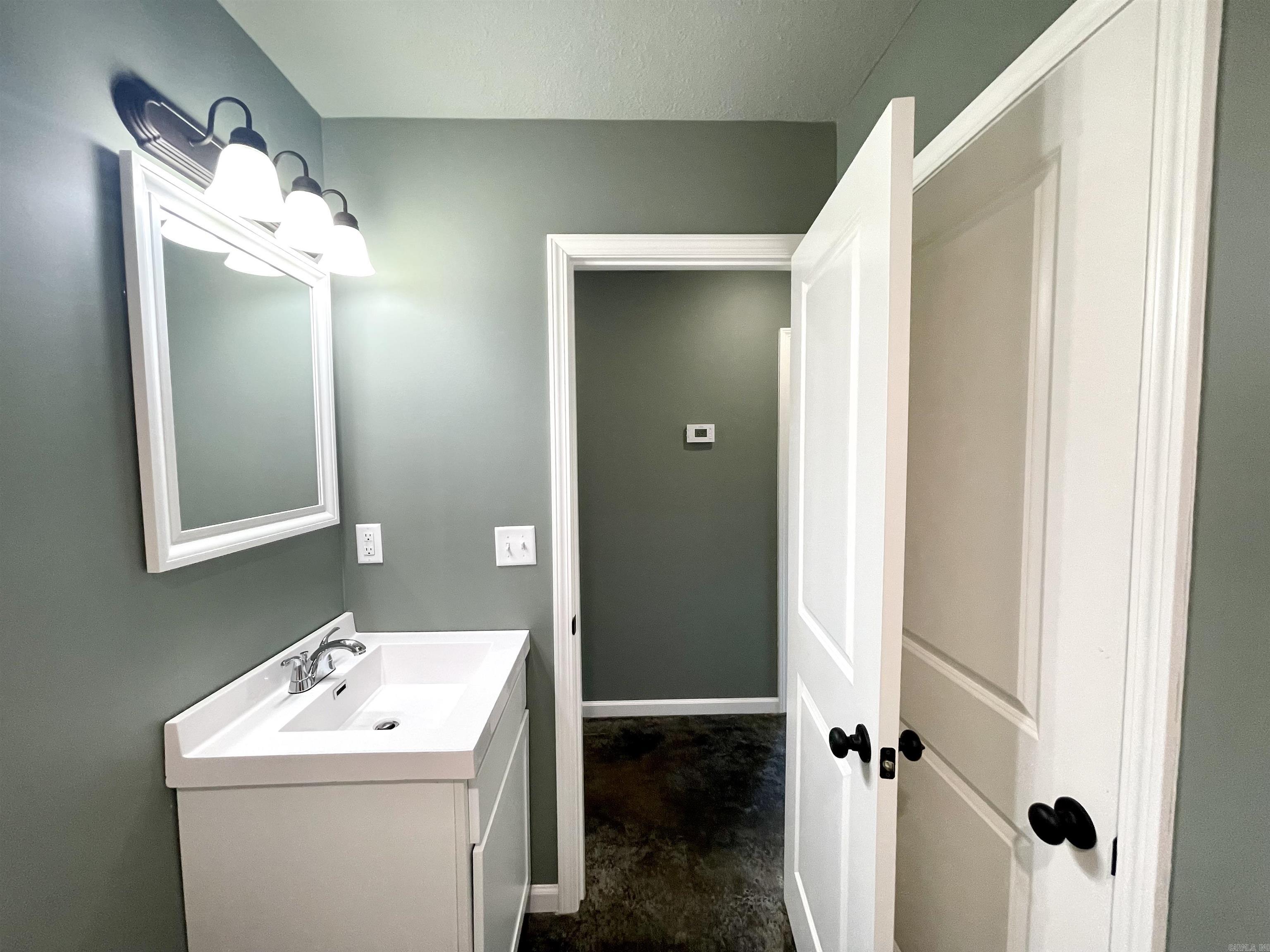 526 Maple  Trumann, AR