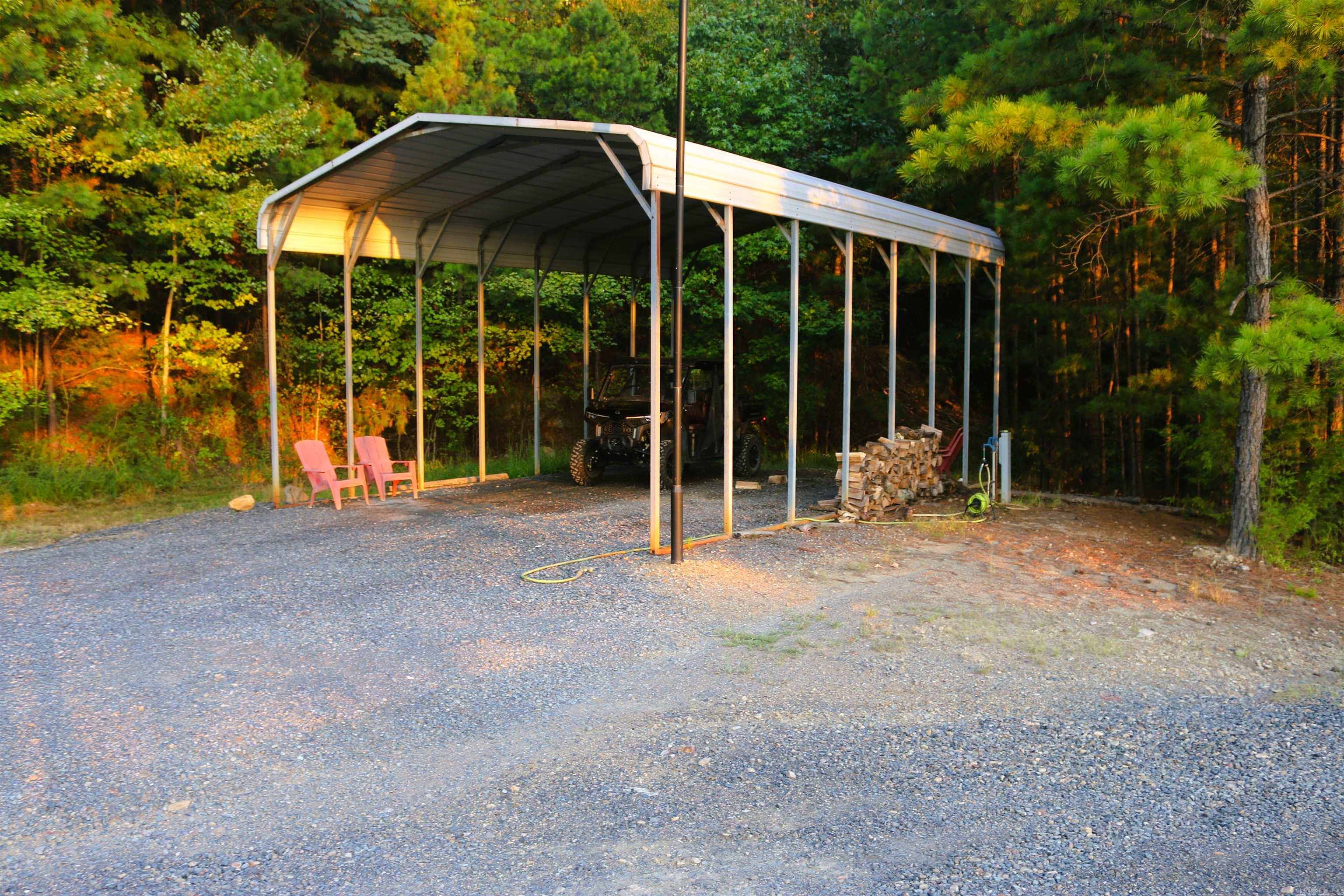128 POLK RD 42  Mena, AR